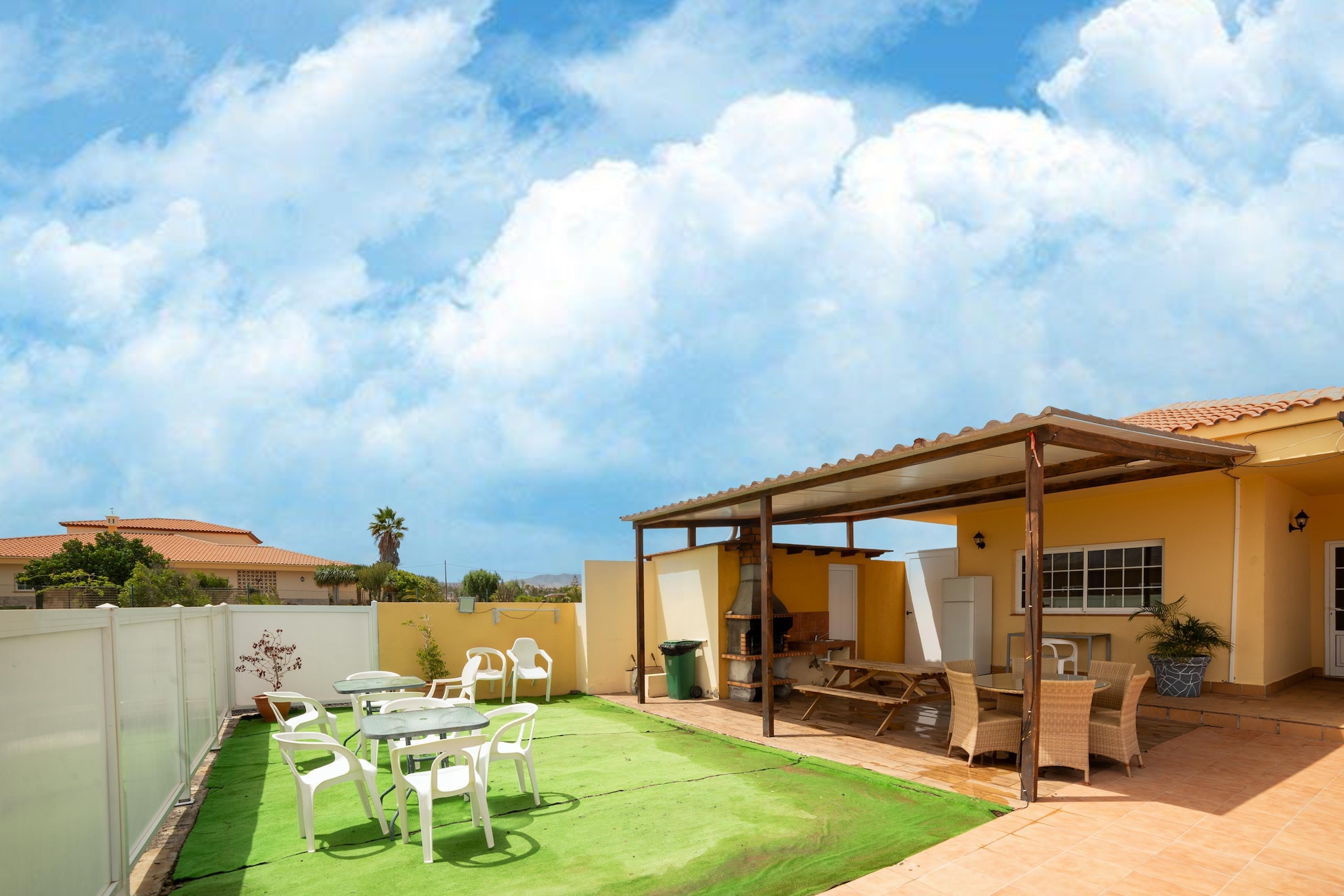 Chalet en Tuineje para 6 personas-Terrasbalkon