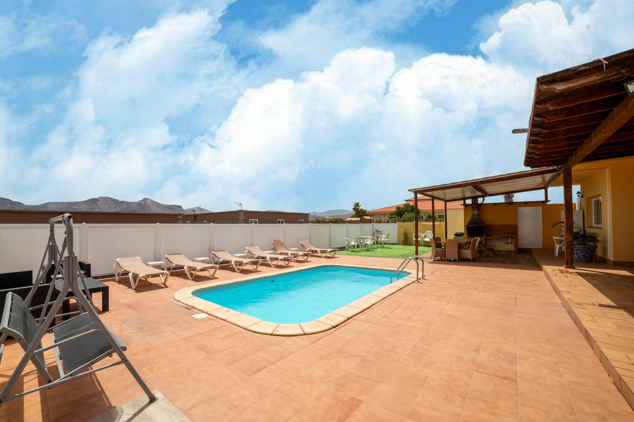 Chalet en Tuineje para 6 personas-Zwembad