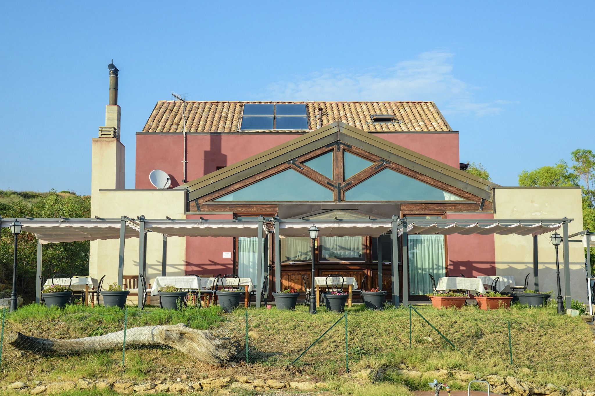 Exterior Summer