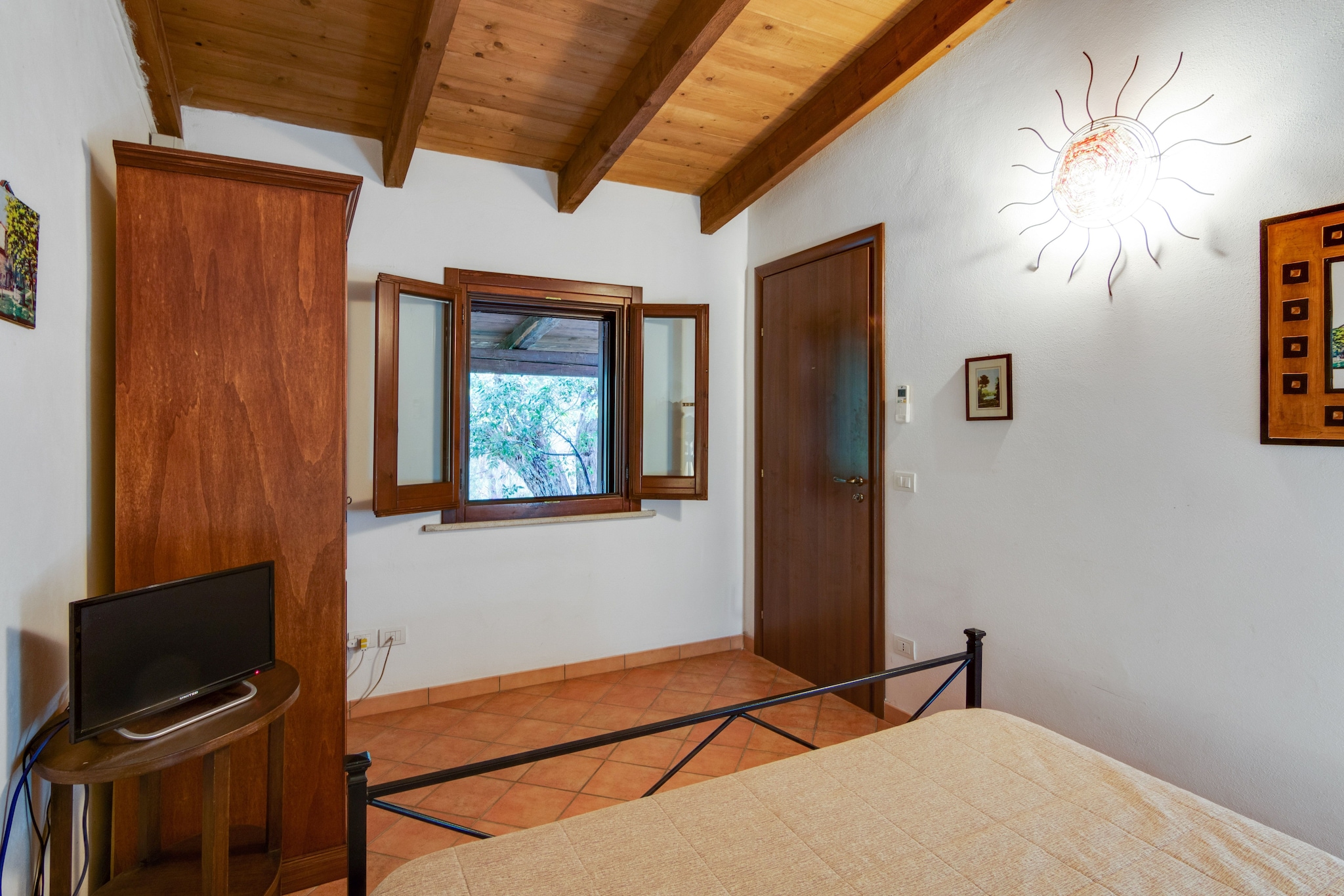 Bed Room