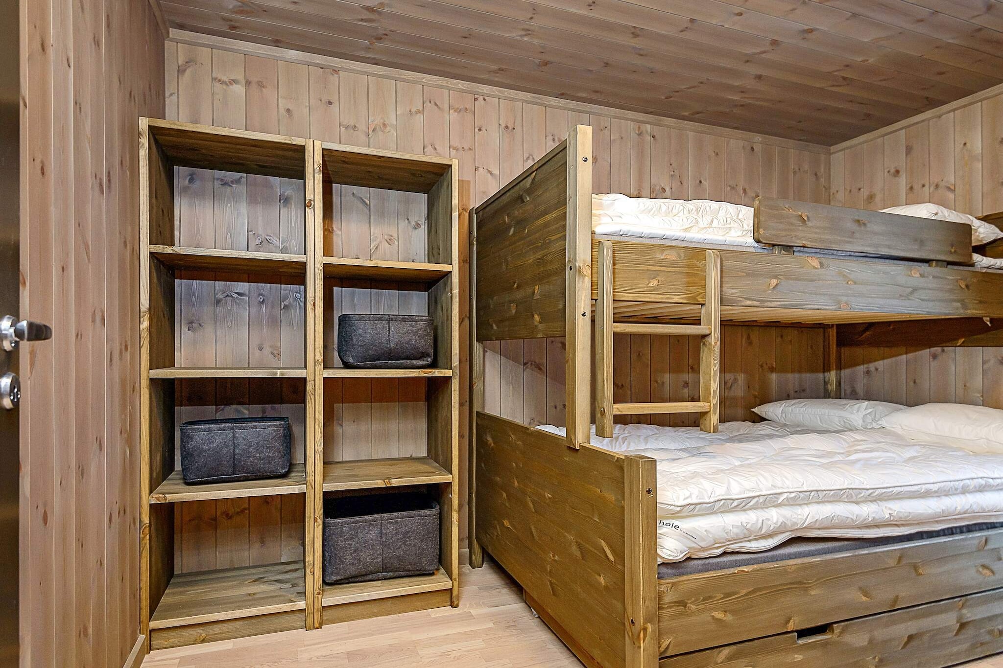Stijlvolle Cabin Retreat in Varden-By Traum - Binnen
