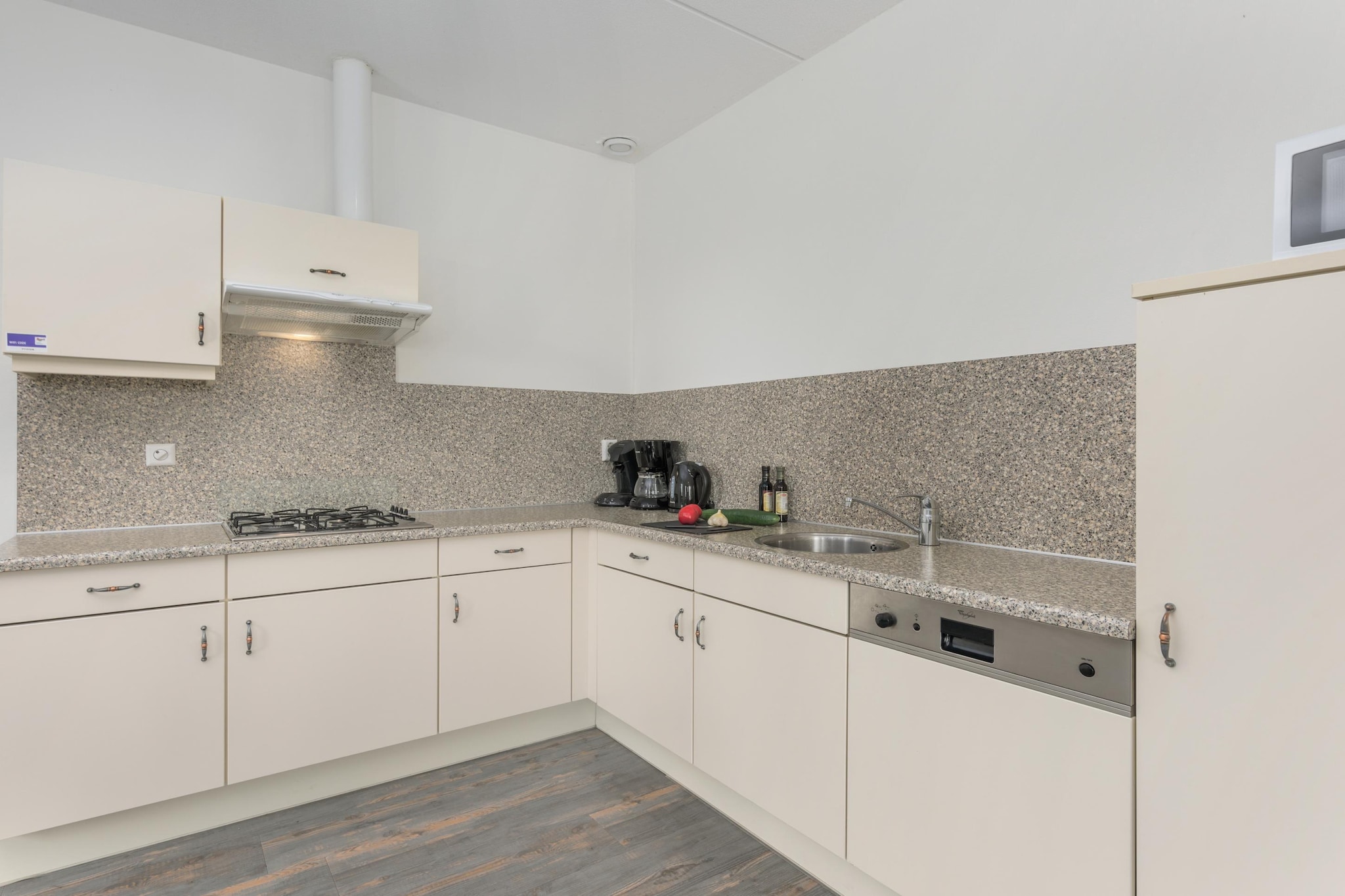 Marinapark Volendam 13-Keuken
