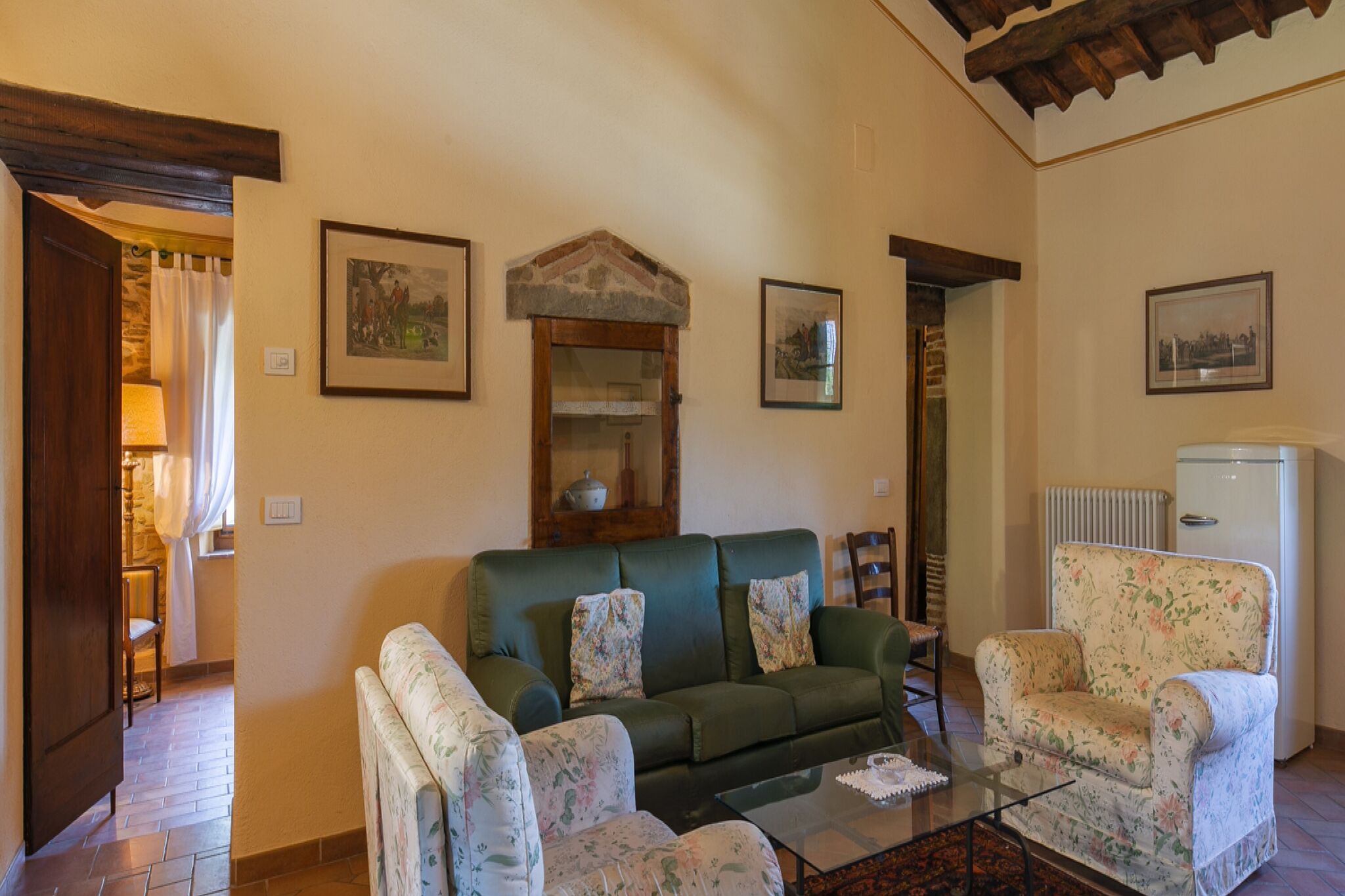 Spacious Holiday Home in Cortona with Private Swimming Pool