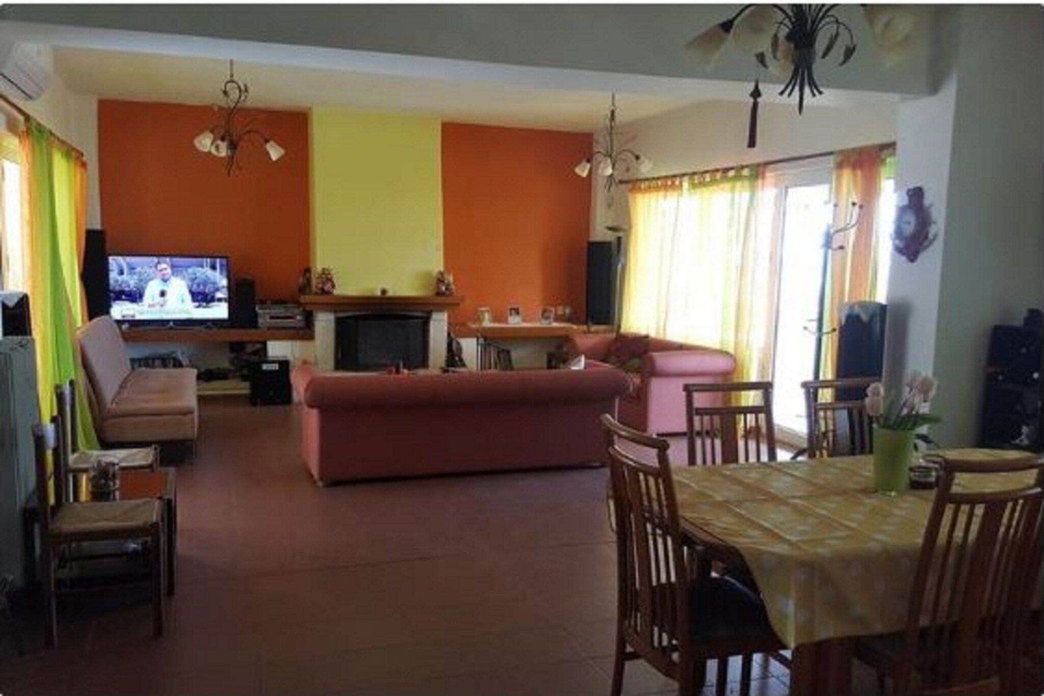 Villa in Hersonissos with Lush Garden