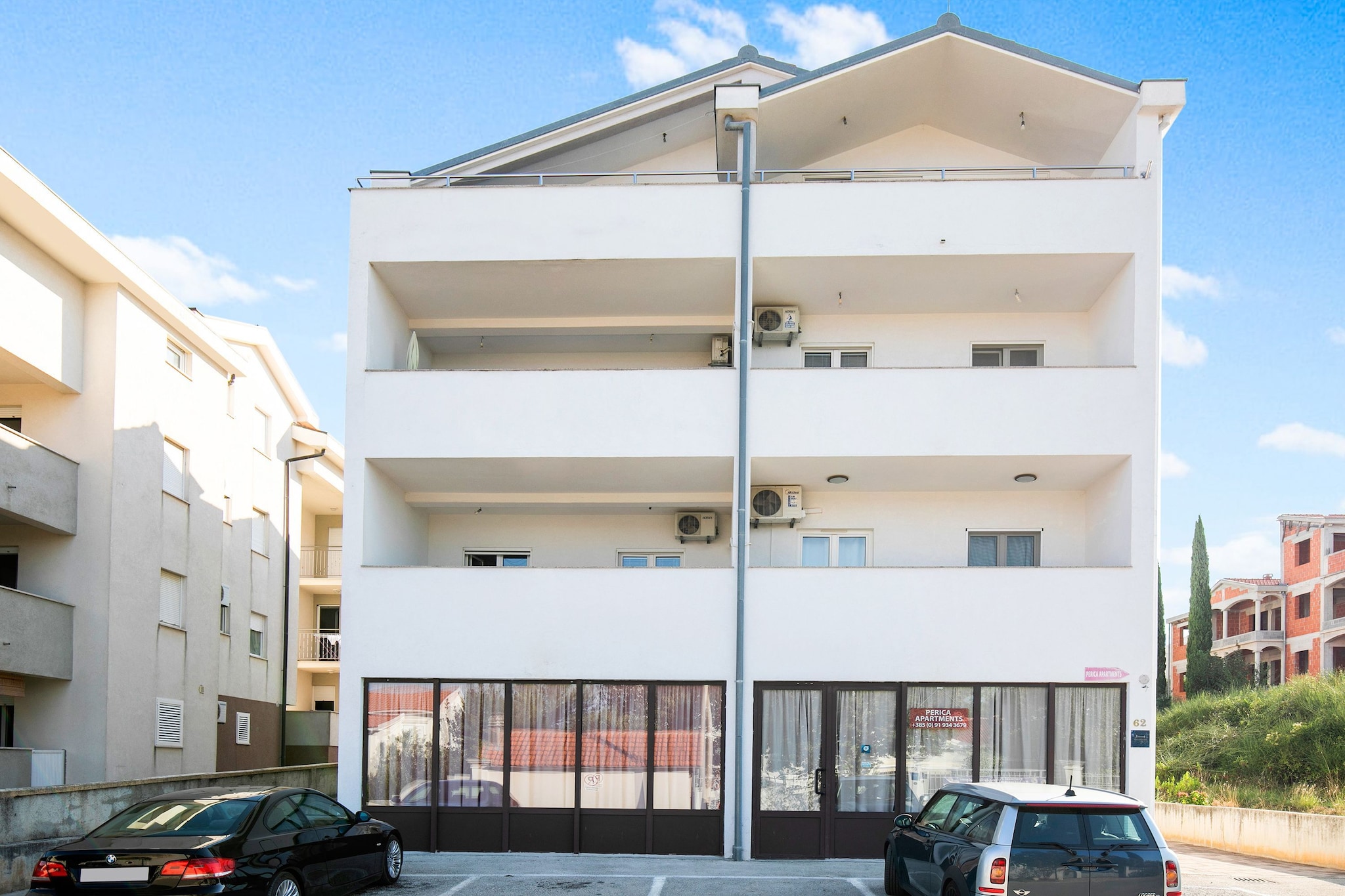 Lovely apartment Perica A5 - Buitenkant zomer