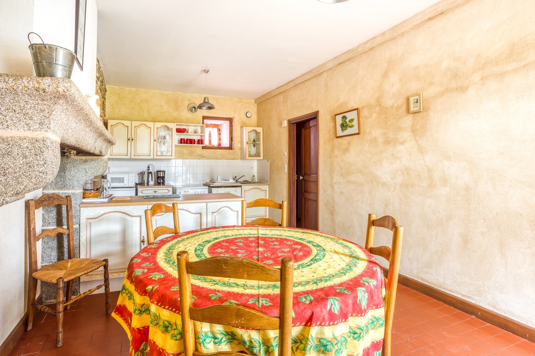 Maison Tourelle Saint-James - Cuisine