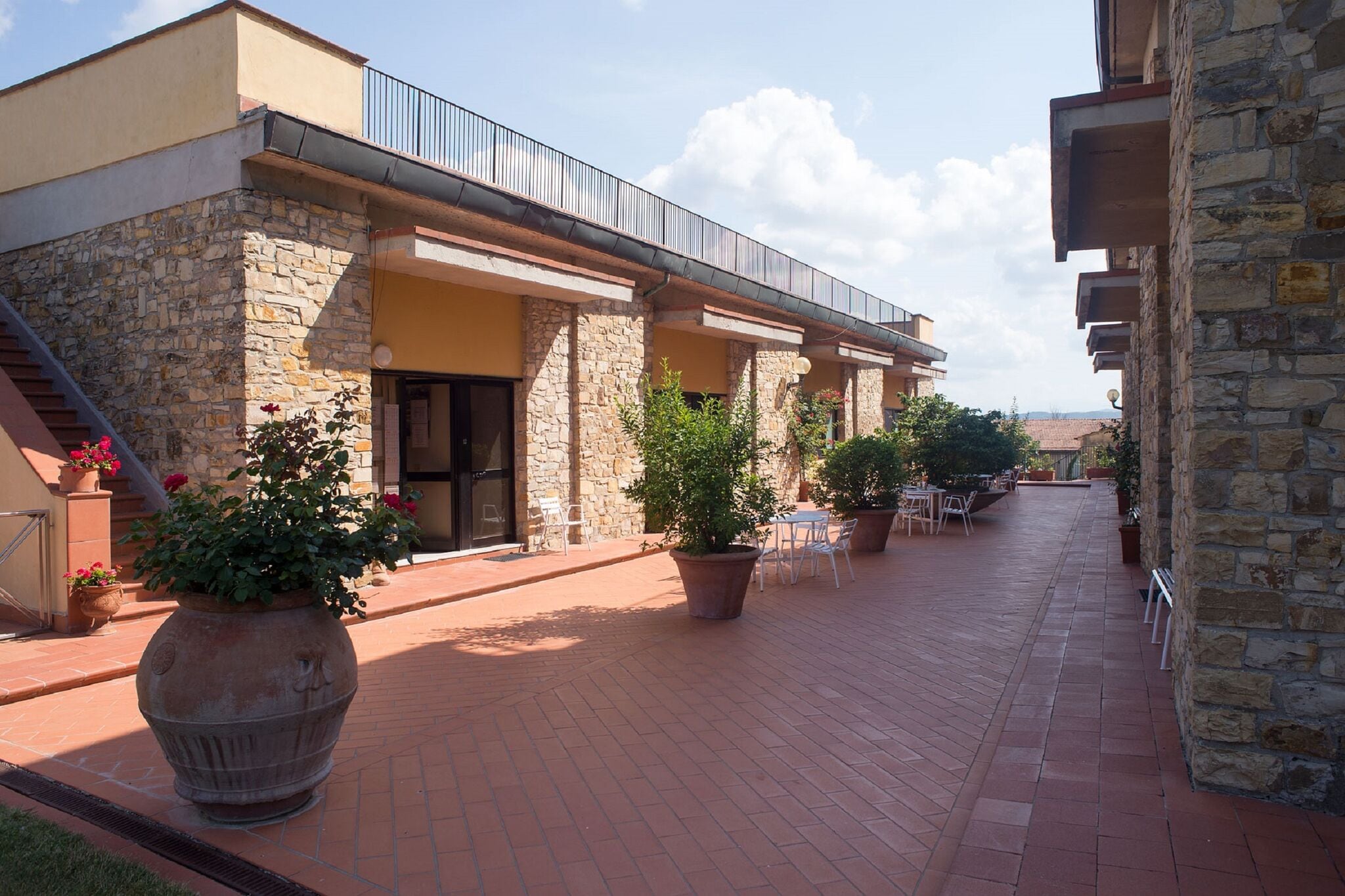 Apartment in San Donato in Poggio mit Gemeinschaftspool