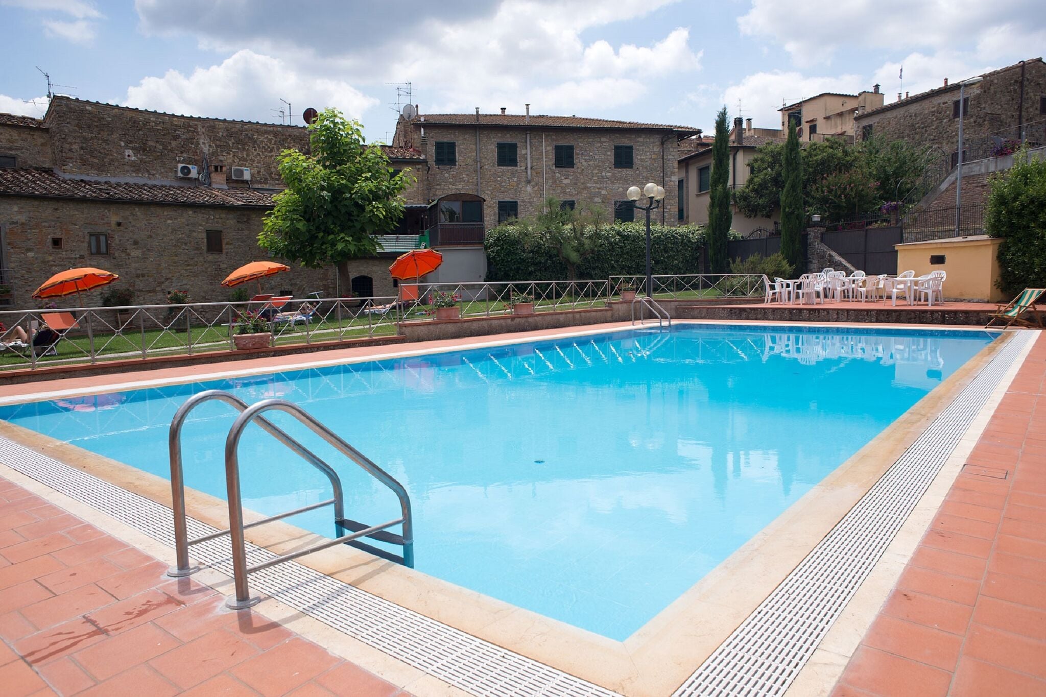 Gorgeous Holiday Home in San Donato in Poggio with Pool
