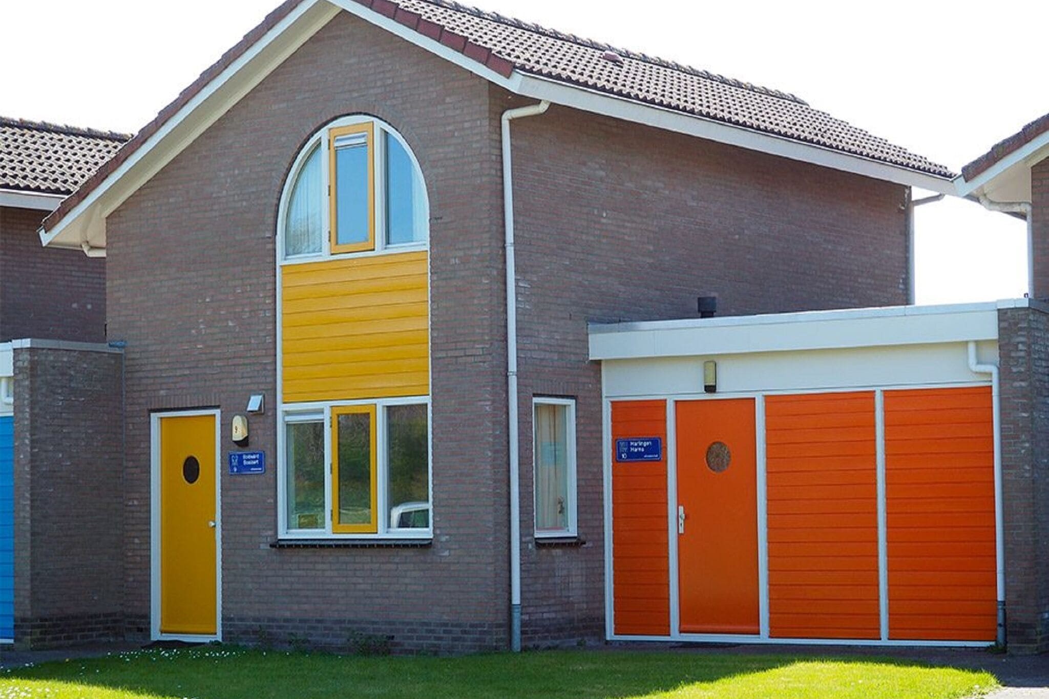 Nice house with a dishwasher, located in Friesland