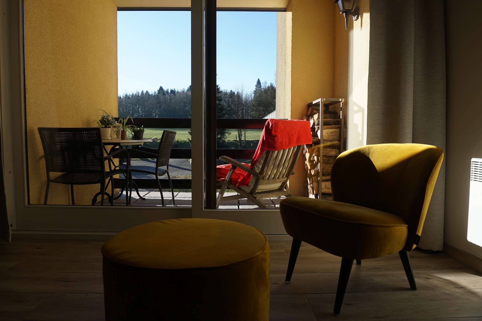 Charme des Chenets-Living room