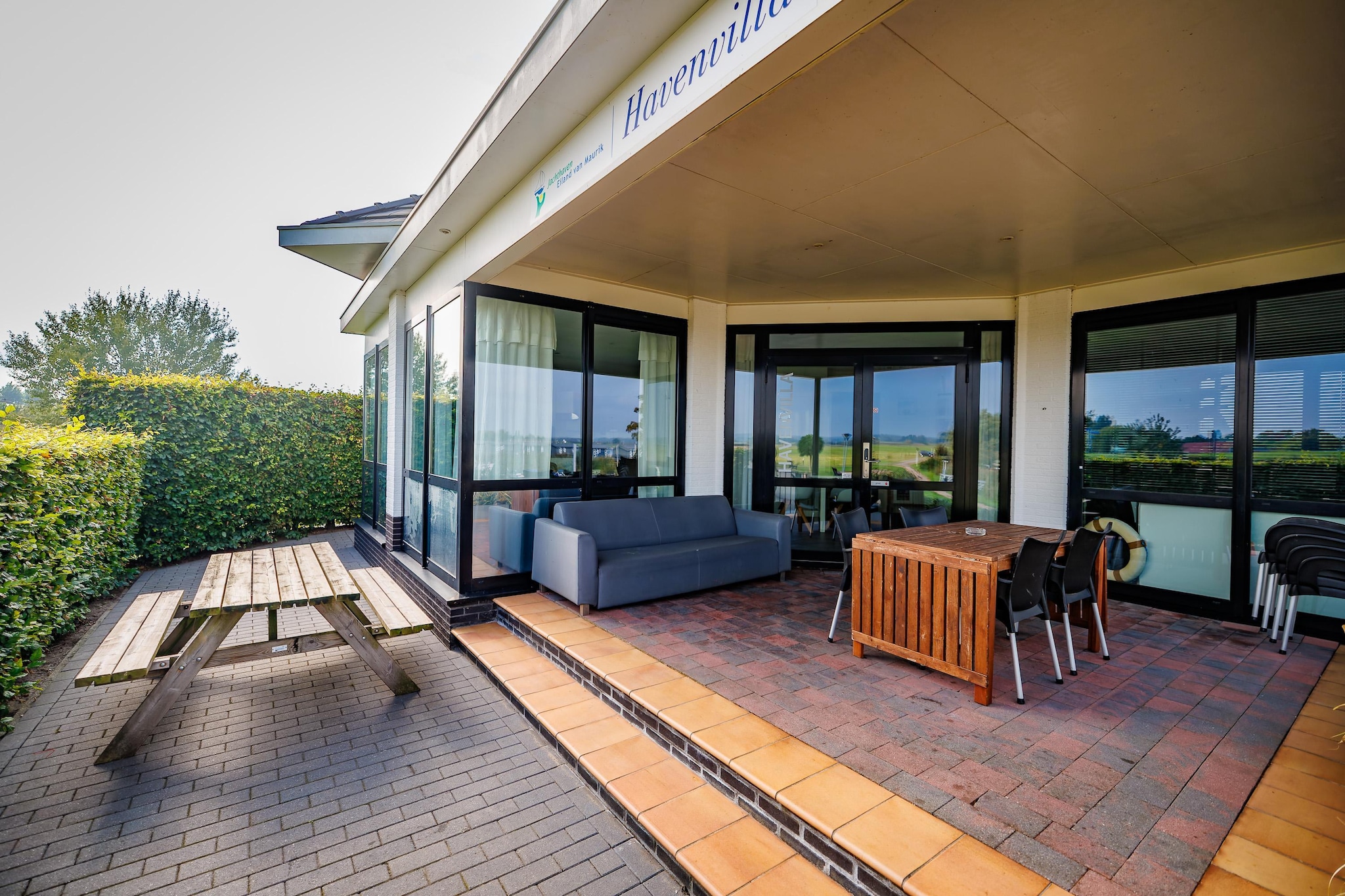 Vakantiepark Eiland van Maurik 6-Terrasbalkon