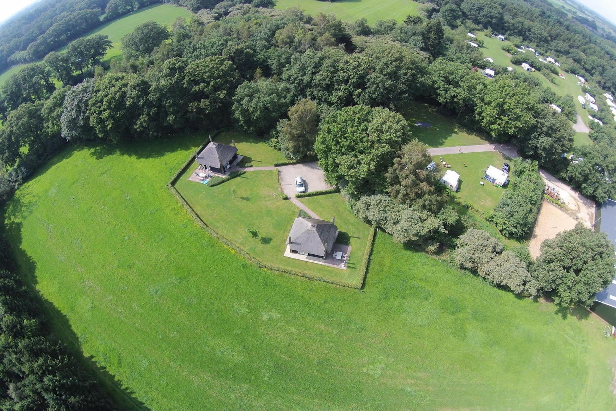 De Grimberghoeve 1-Buitenkant zomer