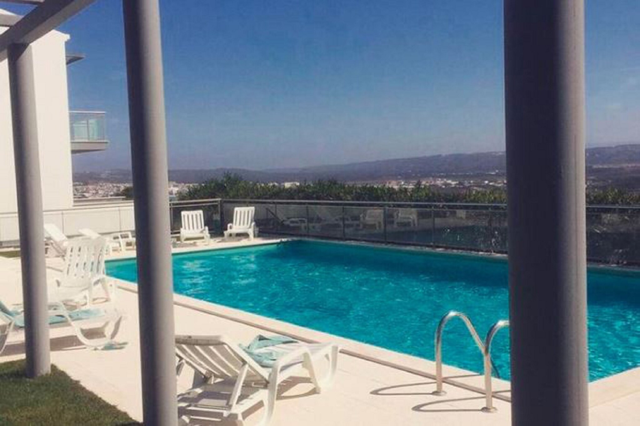 Modern Villa with Pool and barbecue