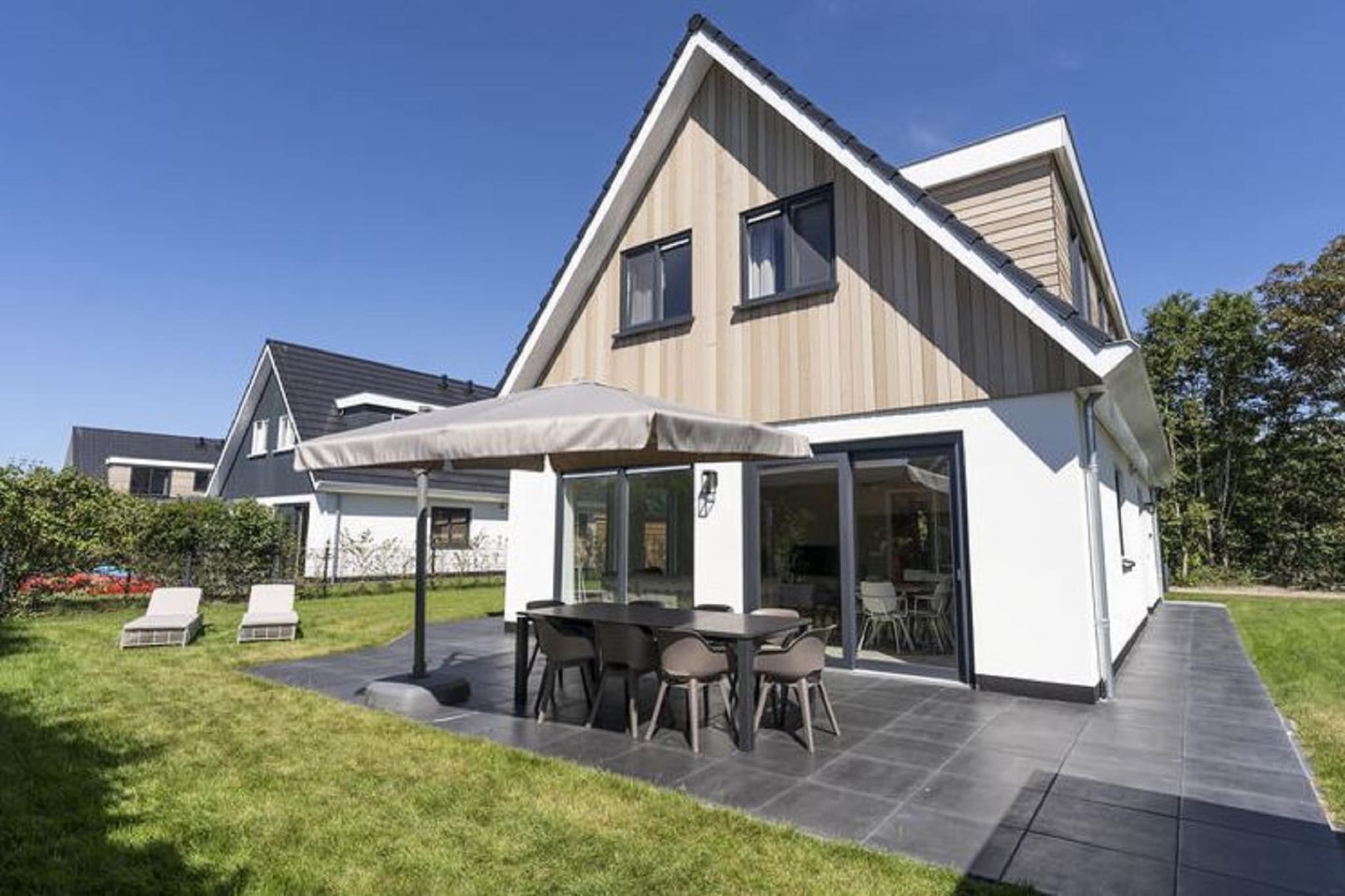 Mooie villa met sunshower nabij de Koog op het Waddeneiland Texel