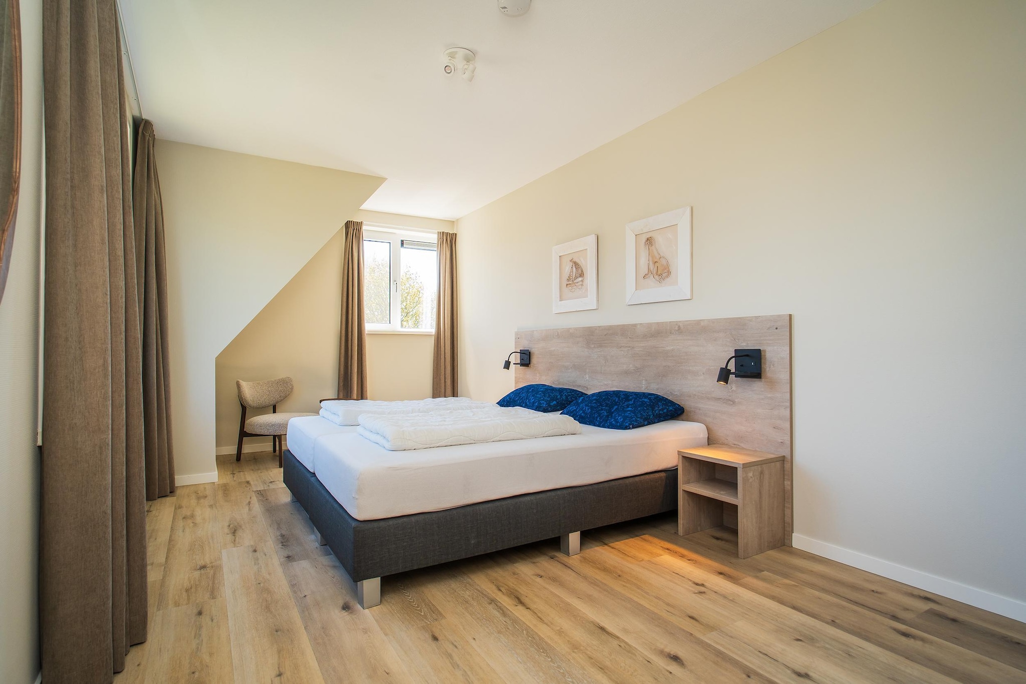 Bed Room