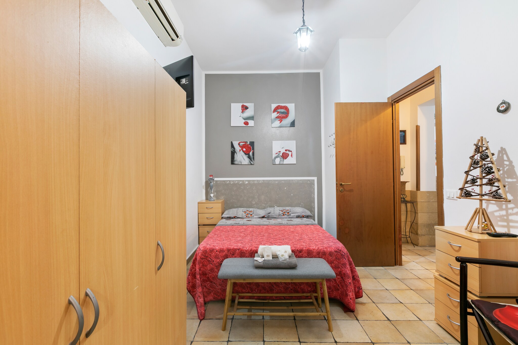 Bed Room