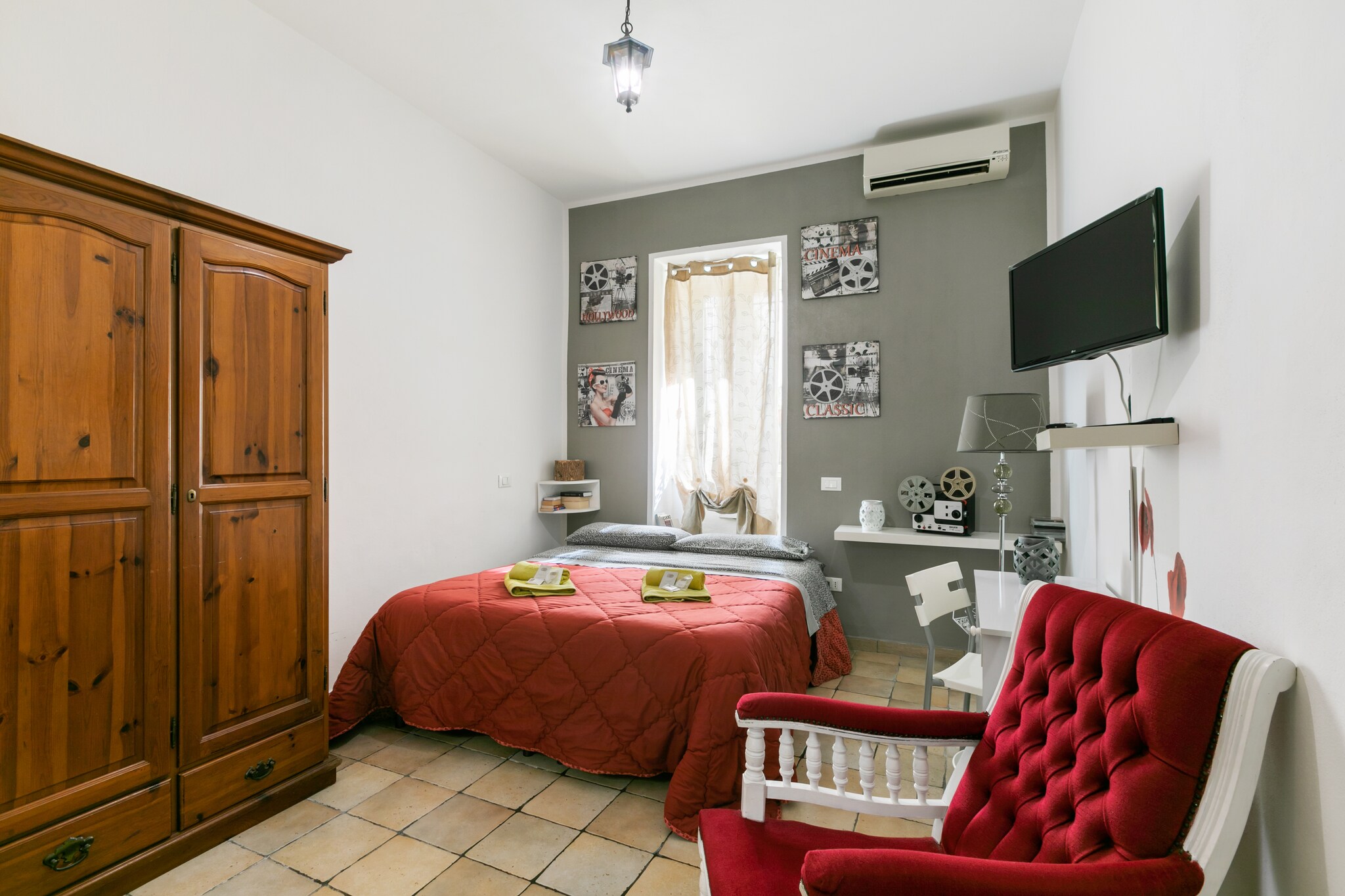 Bed Room