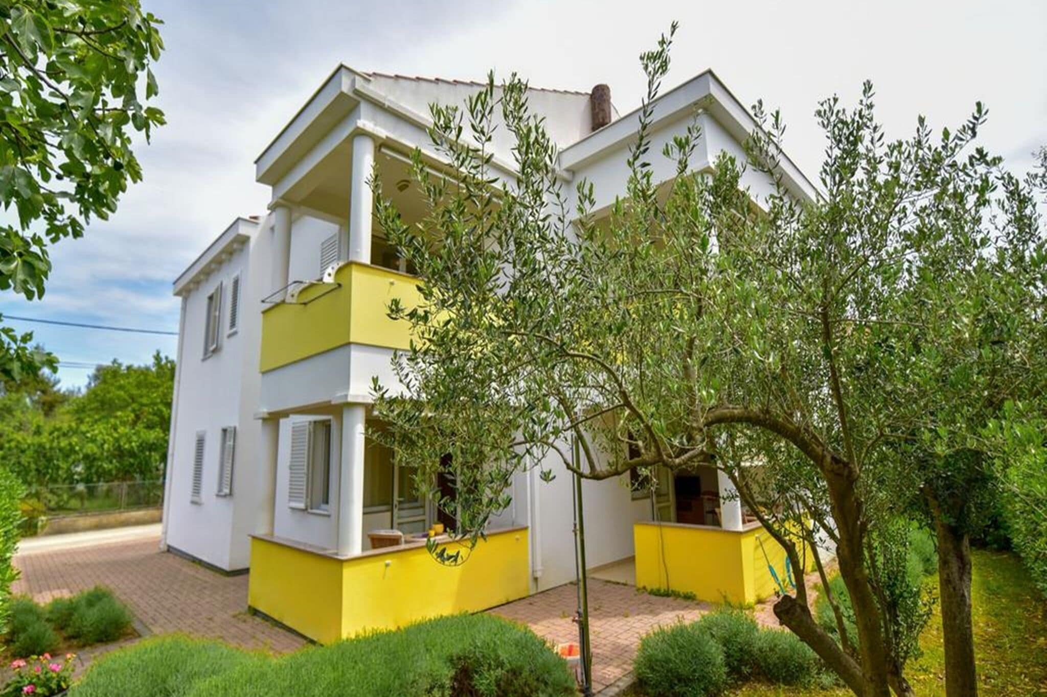 Charmant appartement in Sukošan met balkon