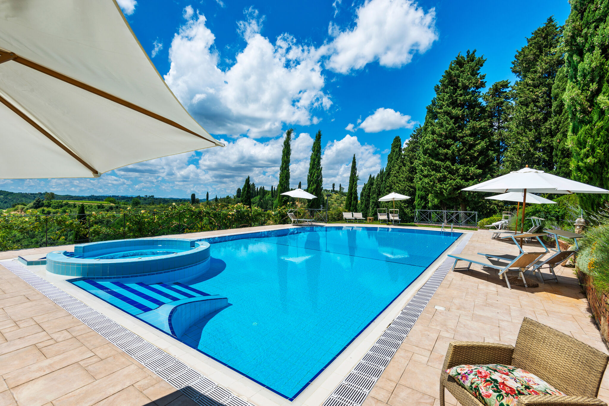 Appartement toscan typique avec piscine et air conditionné