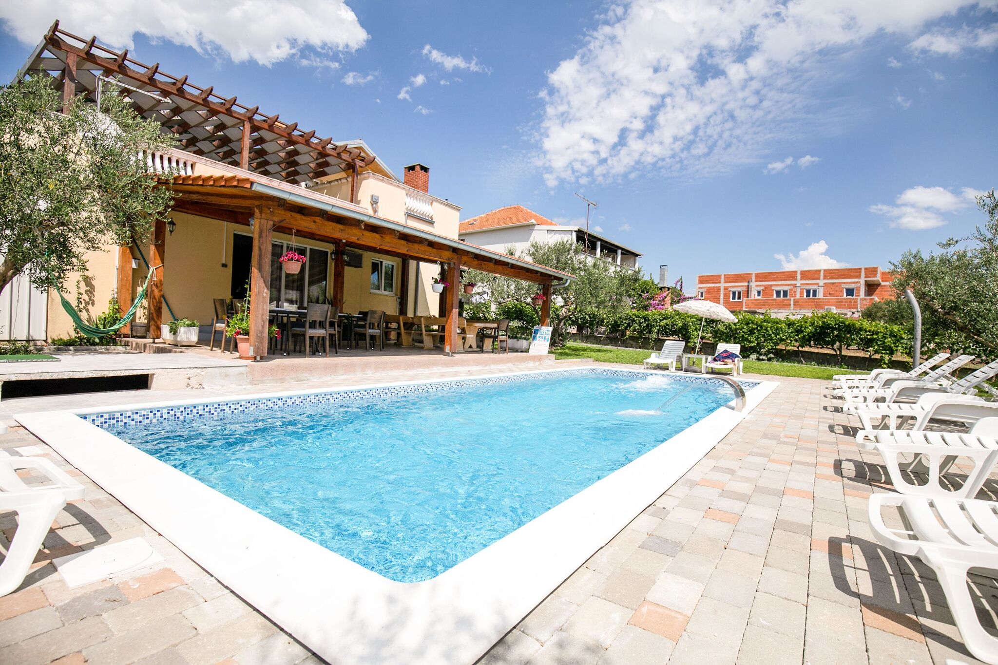 Lovely Holiday Home in Pakoštane with Swimming Pool