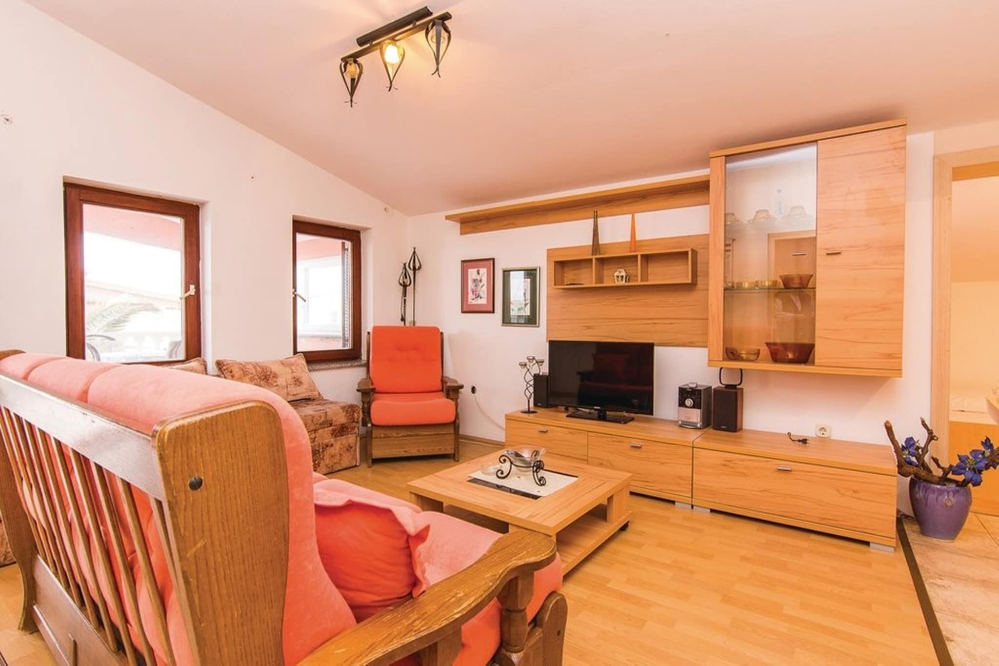 Spacious apartment Karolina - Woonkamer
