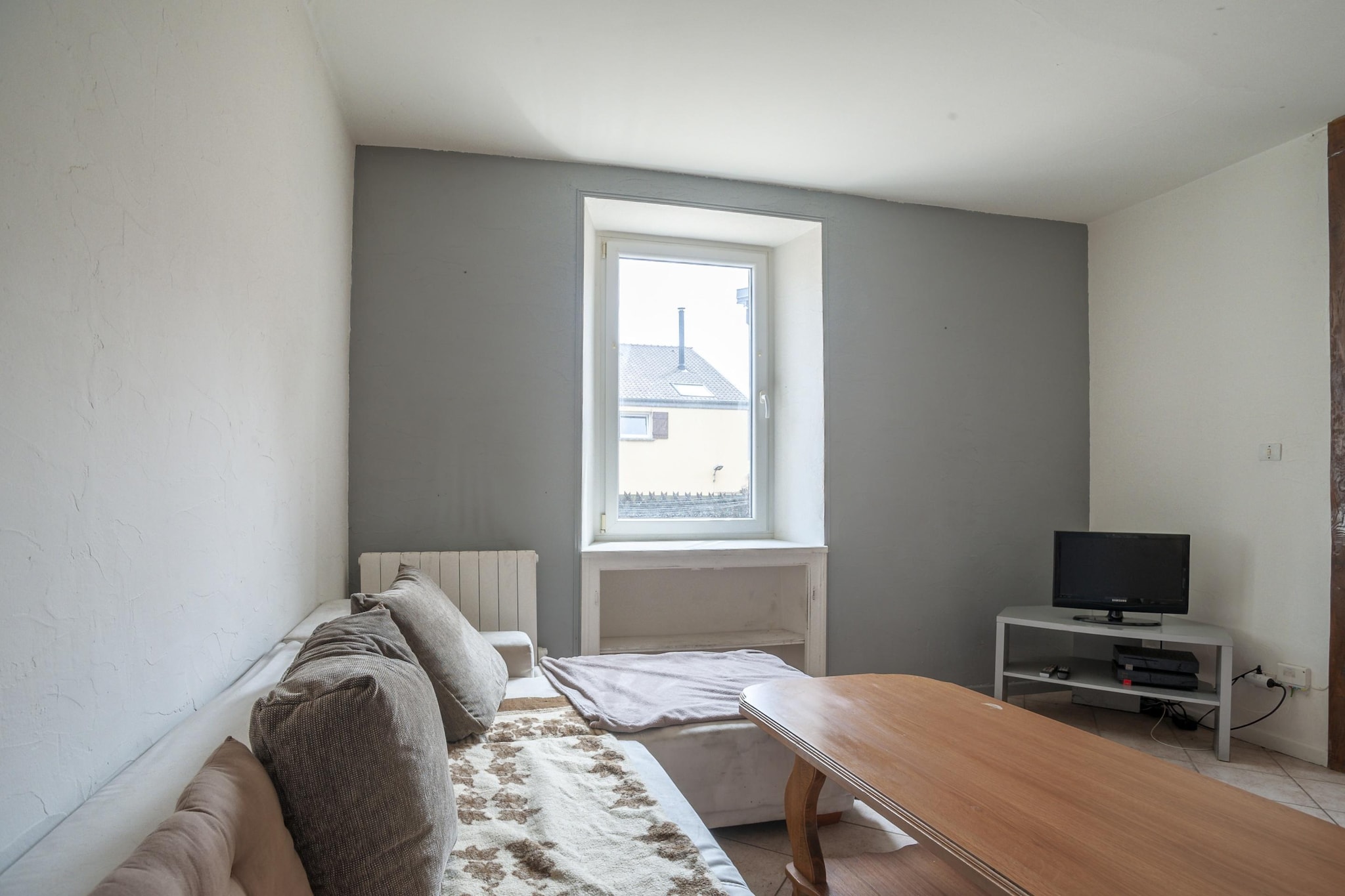 Komfortables Apartment in Belfort mit Terrasse-Wohnzimmer