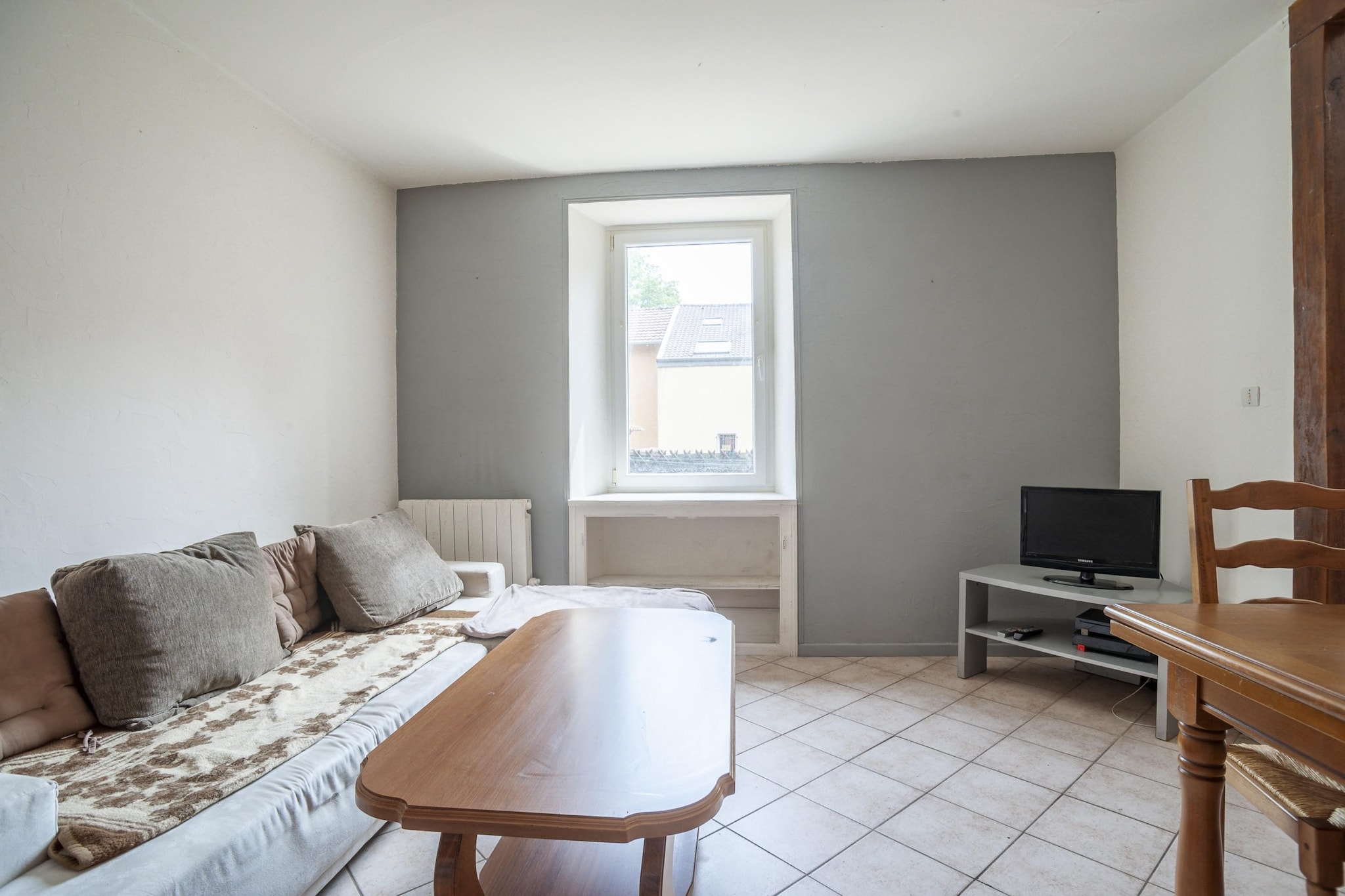 Komfortables Apartment in Belfort mit Terrasse