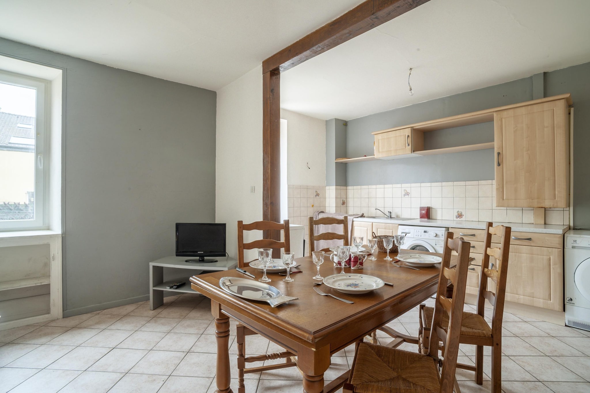 Komfortables Apartment in Belfort mit Terrasse-Esszimmer