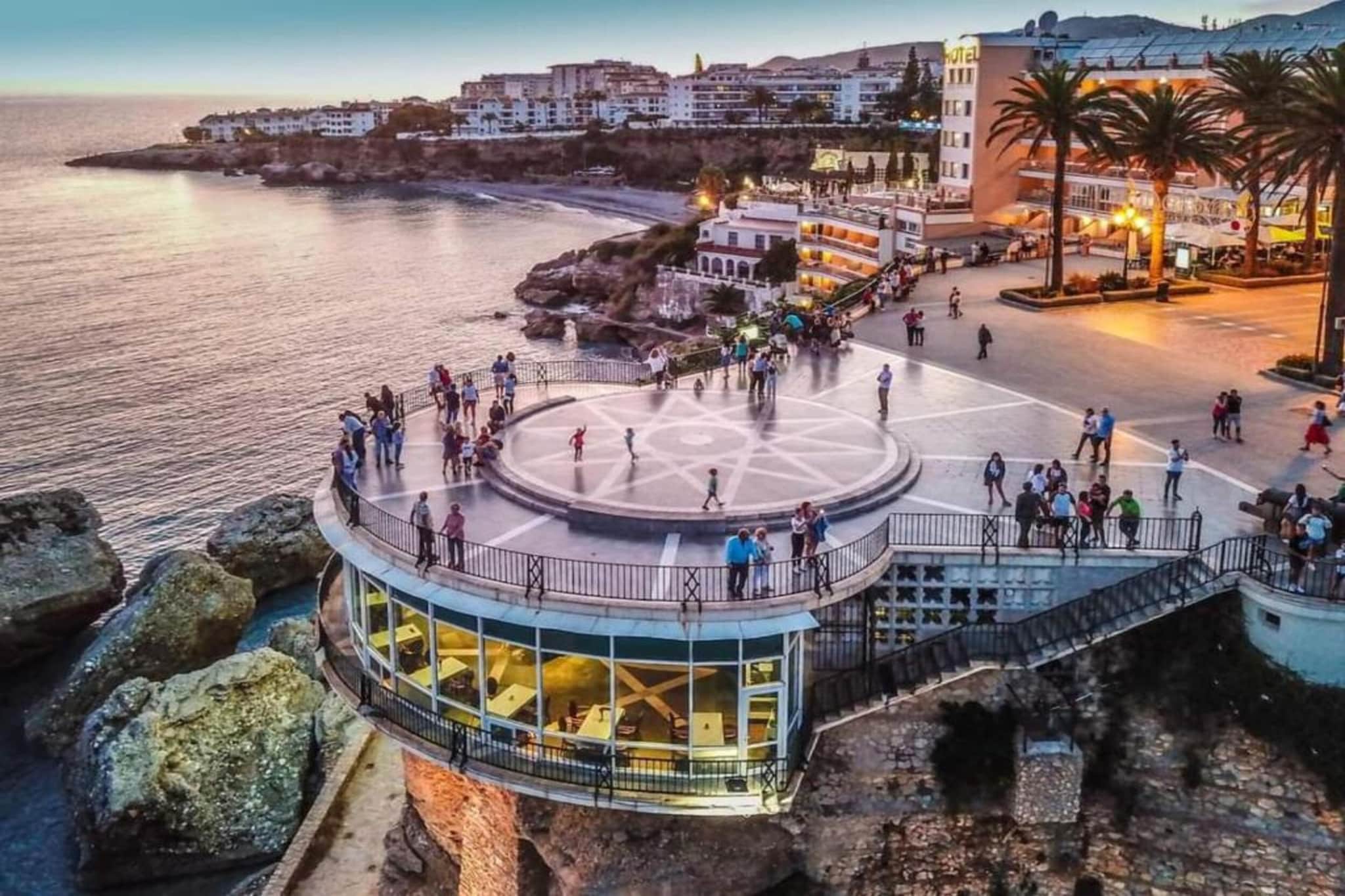 Apartamento en Nerja-Gebieden zomer 20km