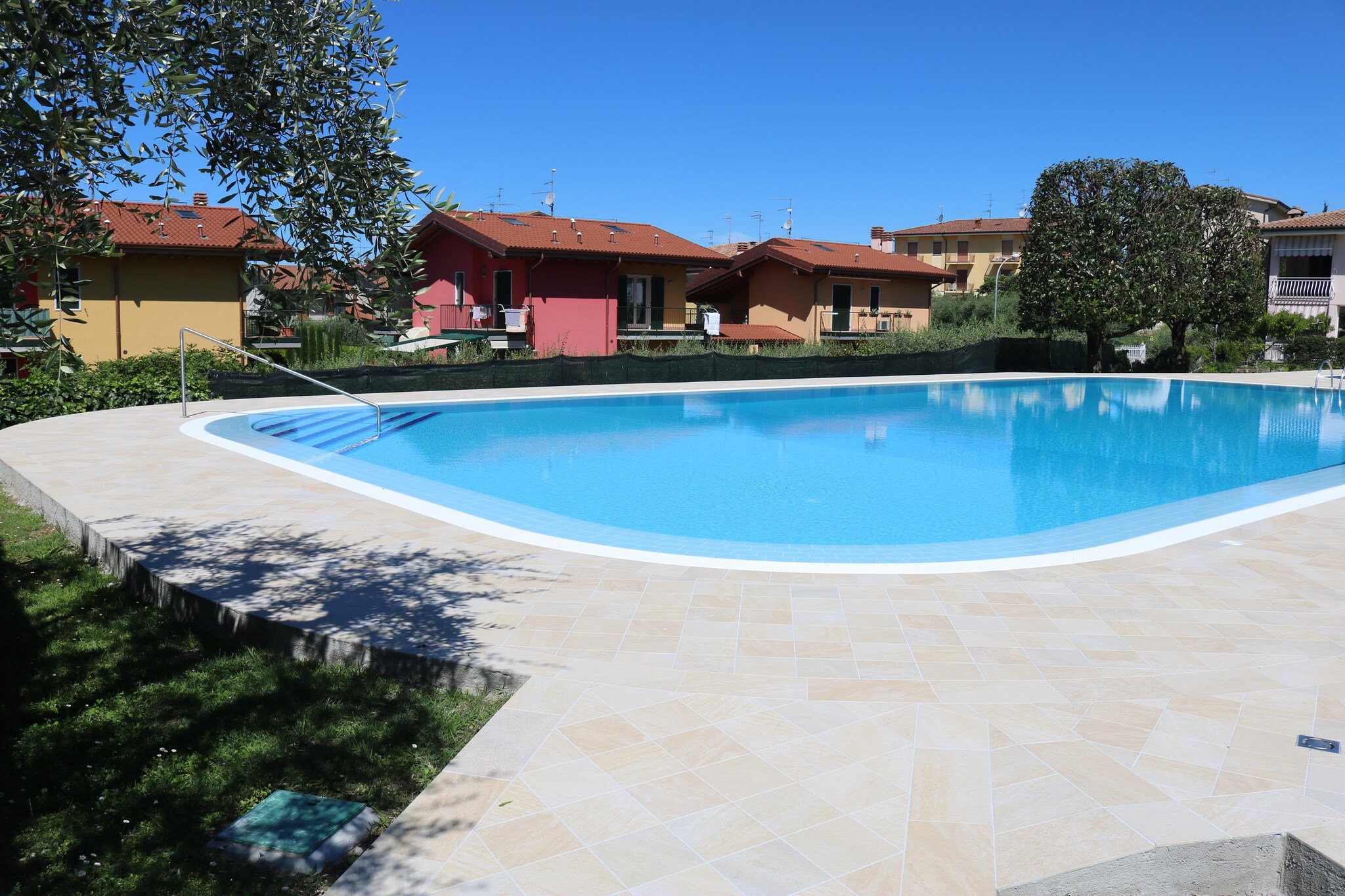 Cottage near Lake Garda with Pool