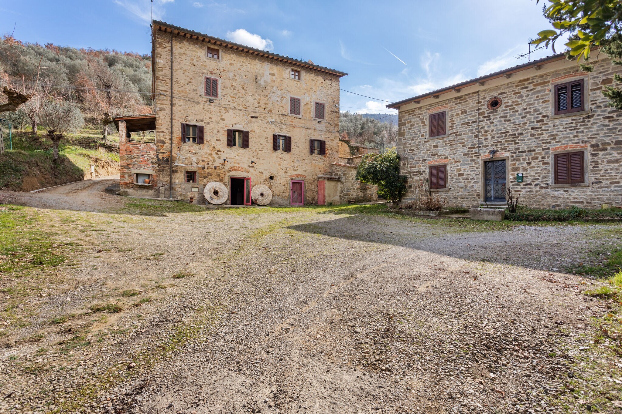 Maison de vacances rustique à Castigli sur Fiorentino avec terrasse