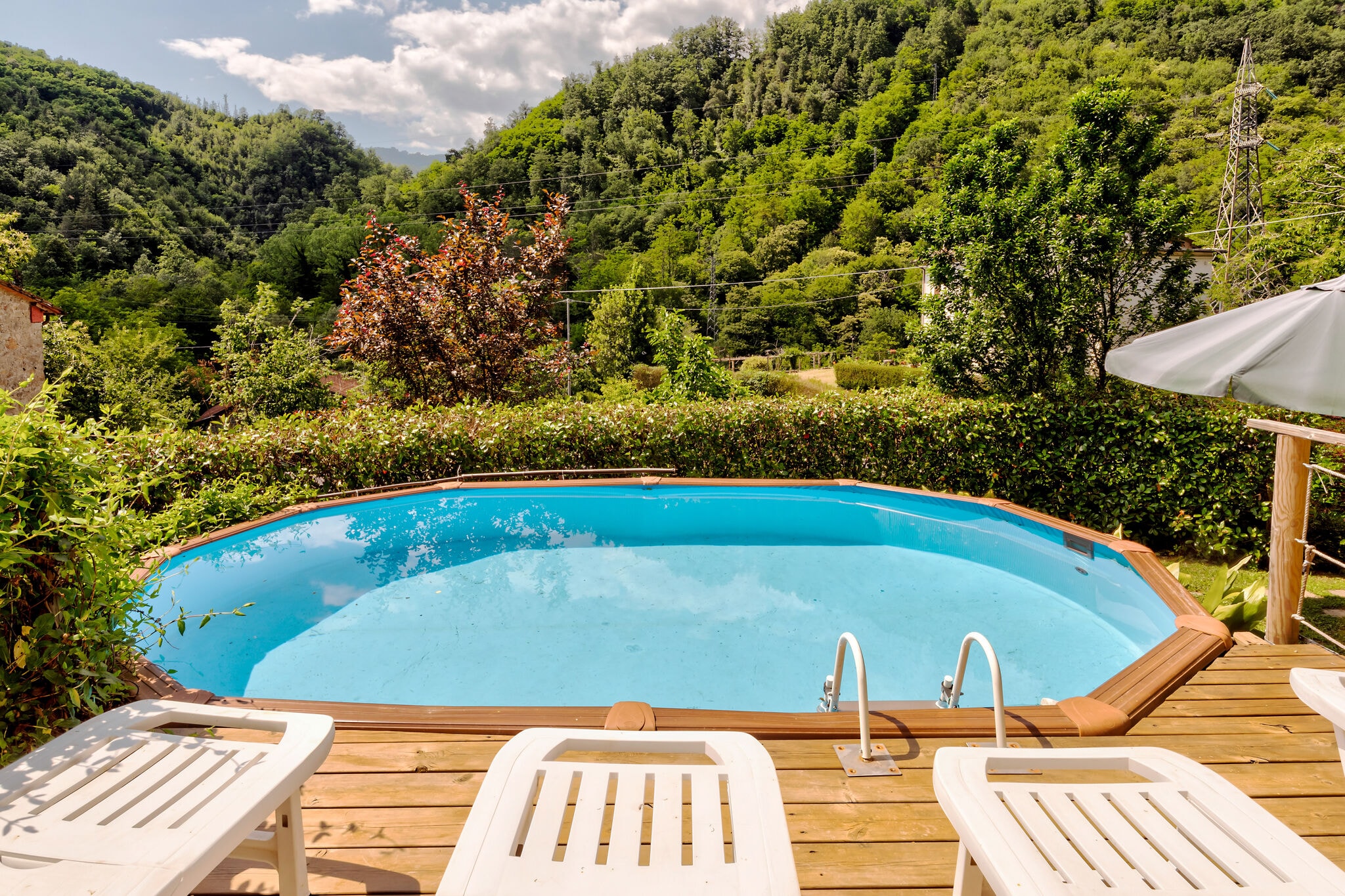 Ruhiges Ferienhaus in Bagni di Lucca mit eigenem Pool