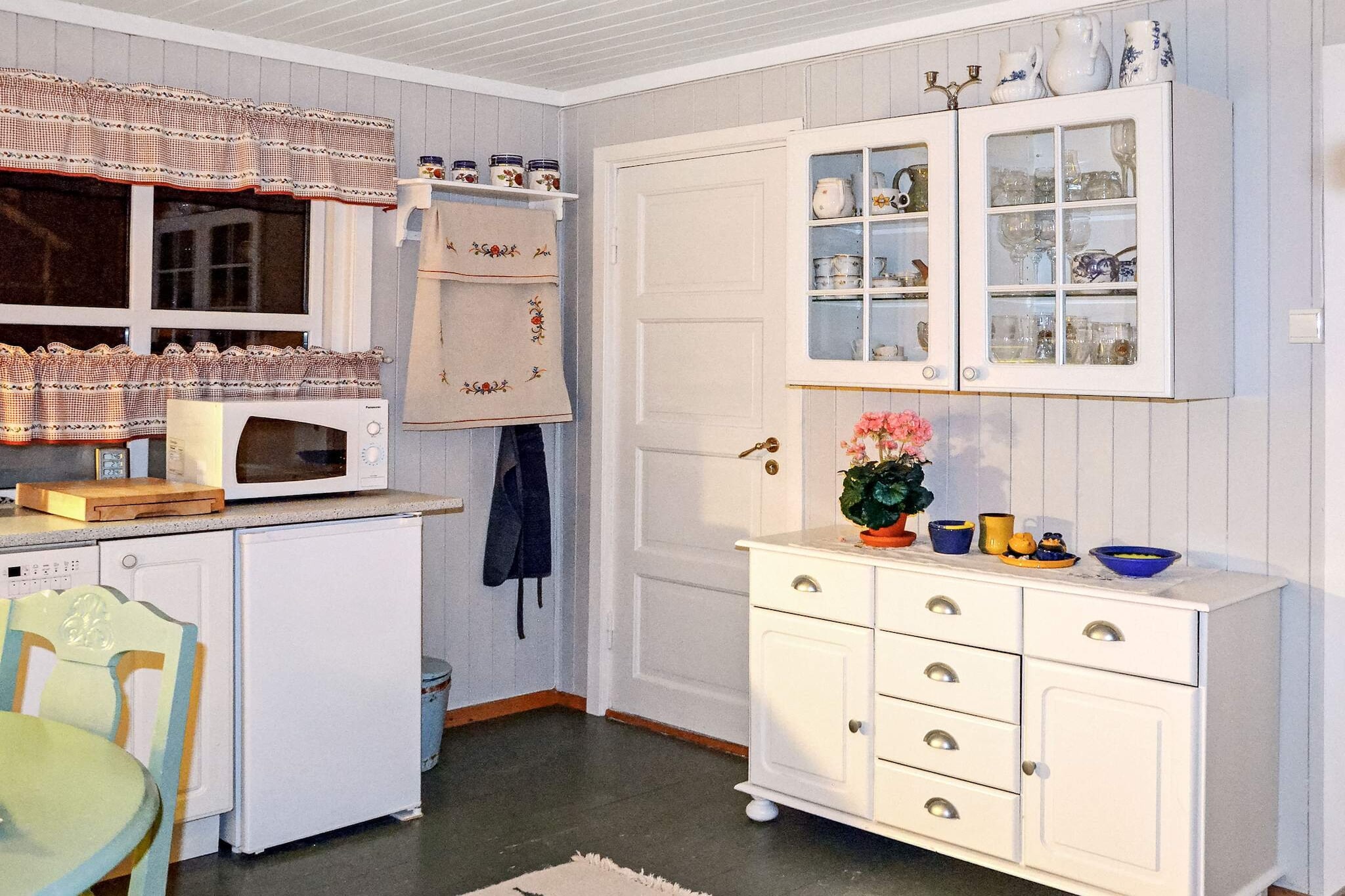 6 person holiday home in Olderdalen - Indoor