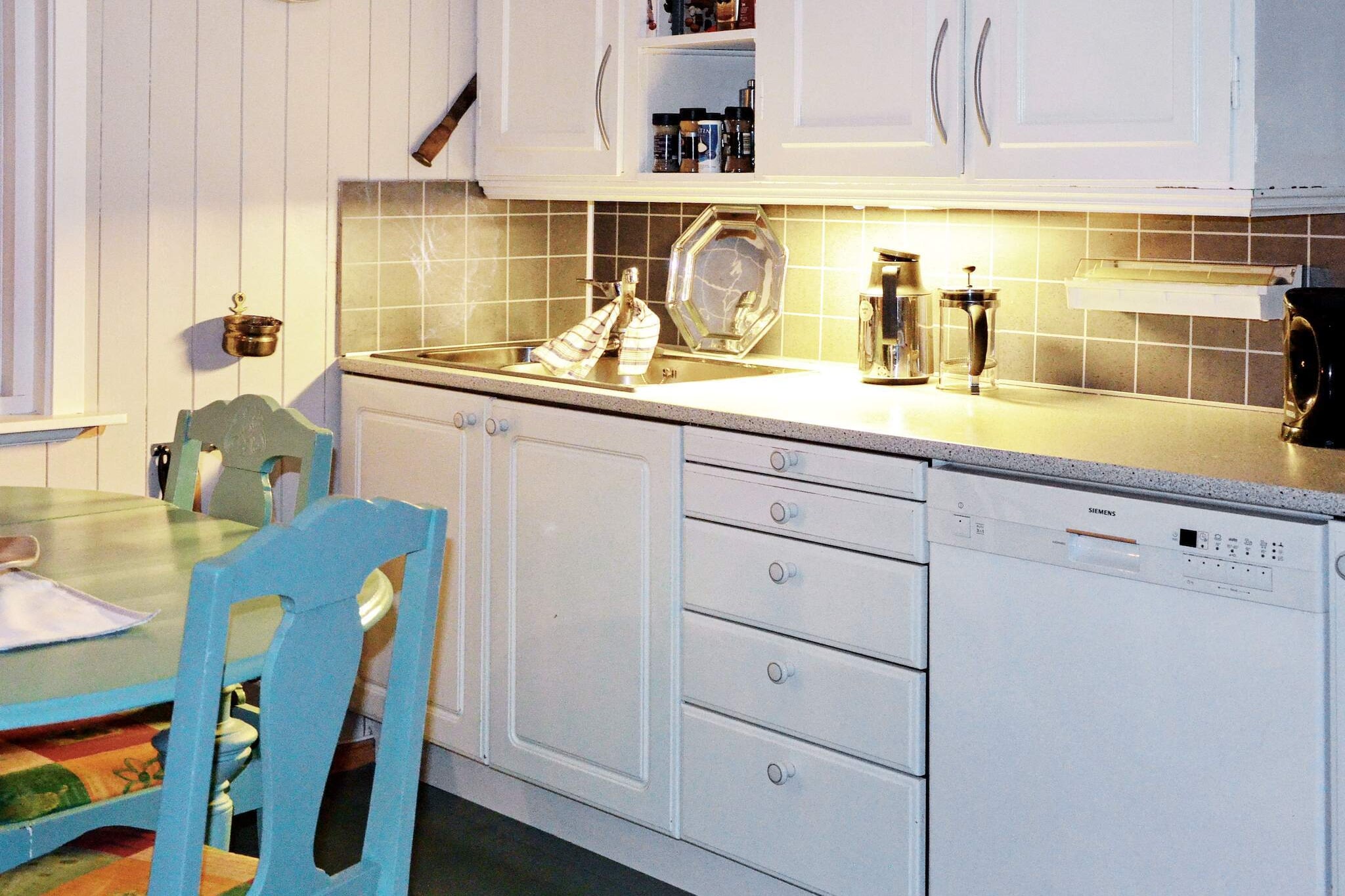 6 person holiday home in Olderdalen - Indoor