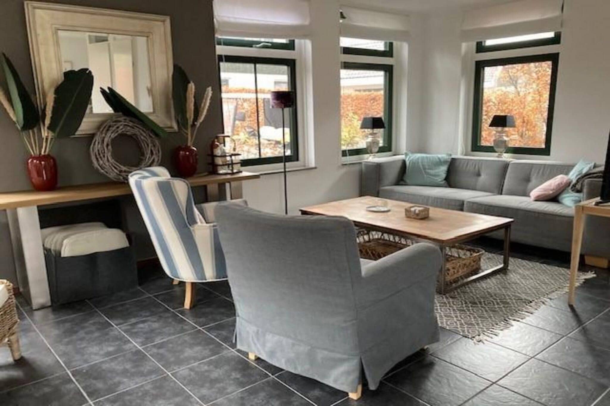 Koningshoeve 4 people with 3 bedrooms - Living room