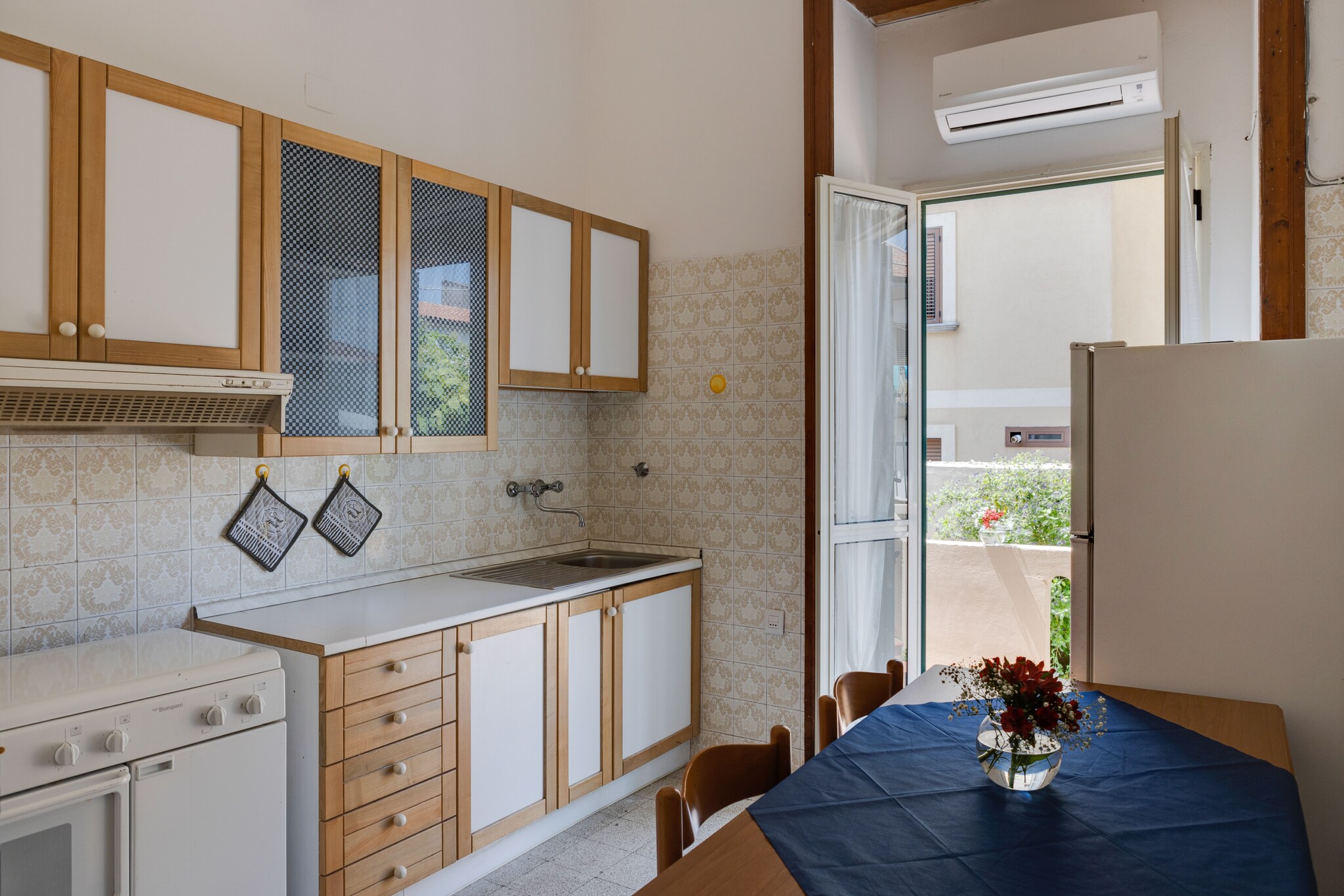 An optional utilities and service fee of EUR 60,00 will be charged before your arrival. Details are given below.<br> Located in Nicotera Marina, an ancient village on the Costa Degli Dei, and a few steps from the sea, this holiday home has 2 bedrooms for 6 people. Ideal for a group of friends or family travelling together, the home features a balcony or terrace with a relaxation area surrounded by aromatic herbs. A walk through the historic centre is an ""excursion not to give up, narrow and picturesque streets that wind in a disordered way will guide you on a suggestive path, between climbs, descents, fast-moving underpasses and ladders. A visit to the historic districts of Baglio, and Giudecca, the liogo will transport you to a past full of splendour and glory. The Marina of Nicotera below offers wide beaches of the fine beach, equipped both for tourists with family and children. The interiors of the home are pleasing to the eye and bedrooms are comfortable for a peaceful sleep. Prepare tasty meals in the kitchen. You can bring 1 pet free of charge here. Lamezia Terme Airport is 63 km away. <br><b> Optional Utilities & Service Package </b><br><b> An optional utilities and service package of EUR 60,00 </b> can be selected prior to your arrival. You will receive a separate communication with the payment link should you wish to include it.<br>This package ensures a seamless stay and conveniently covers services such as final cleaning, utility consumption, service support, and protection against minor damages or incidental costs during your stay.<br>Guests who prefer may manage these services independently, provided the property is returned in good order at check-out.