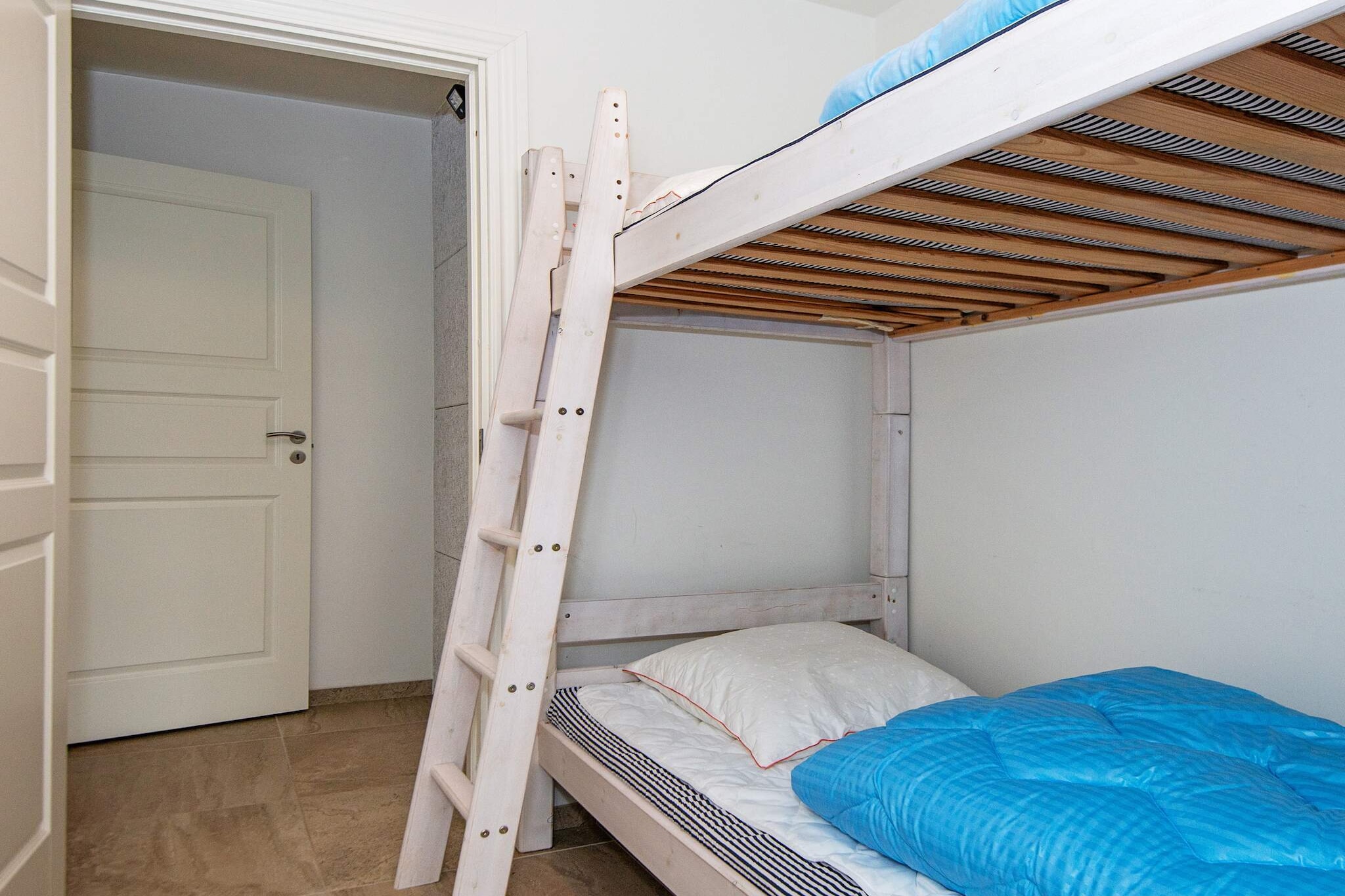 Retraite tranquille au bord de la rivière - Intérieur
