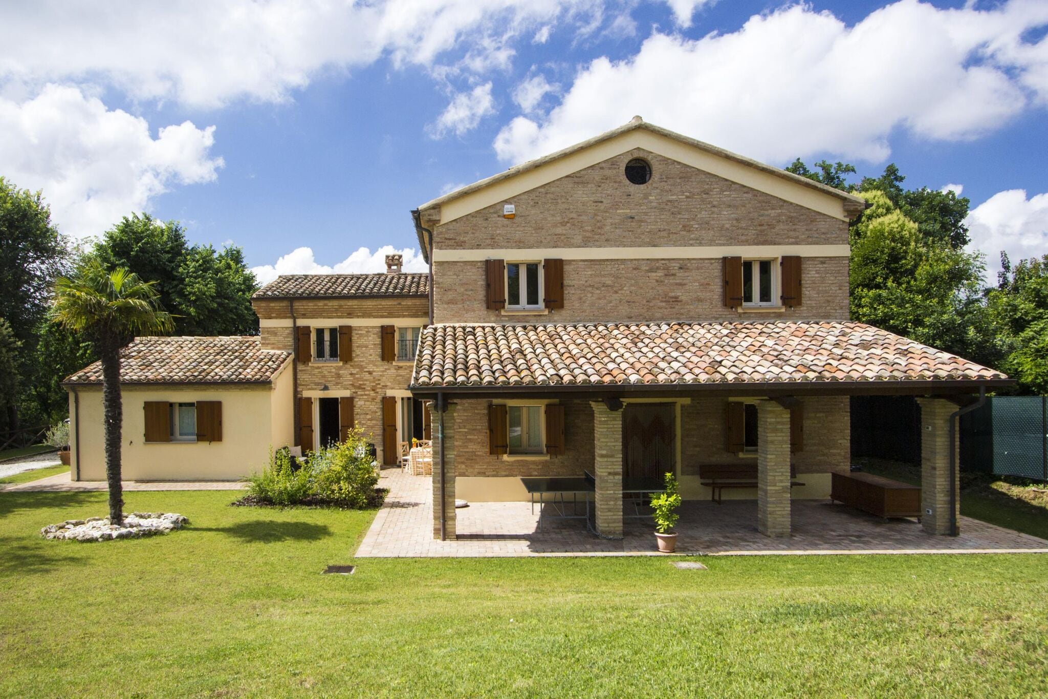 Une maison de vacances à Fano avec jardin et terrasse