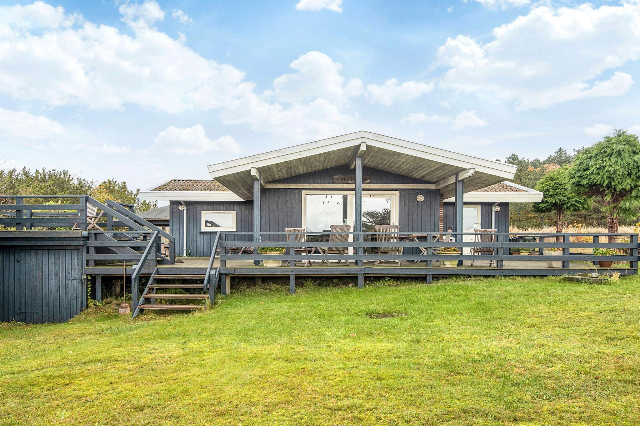 Ruhiges Ferienhaus für 6 Personen in Knebel
