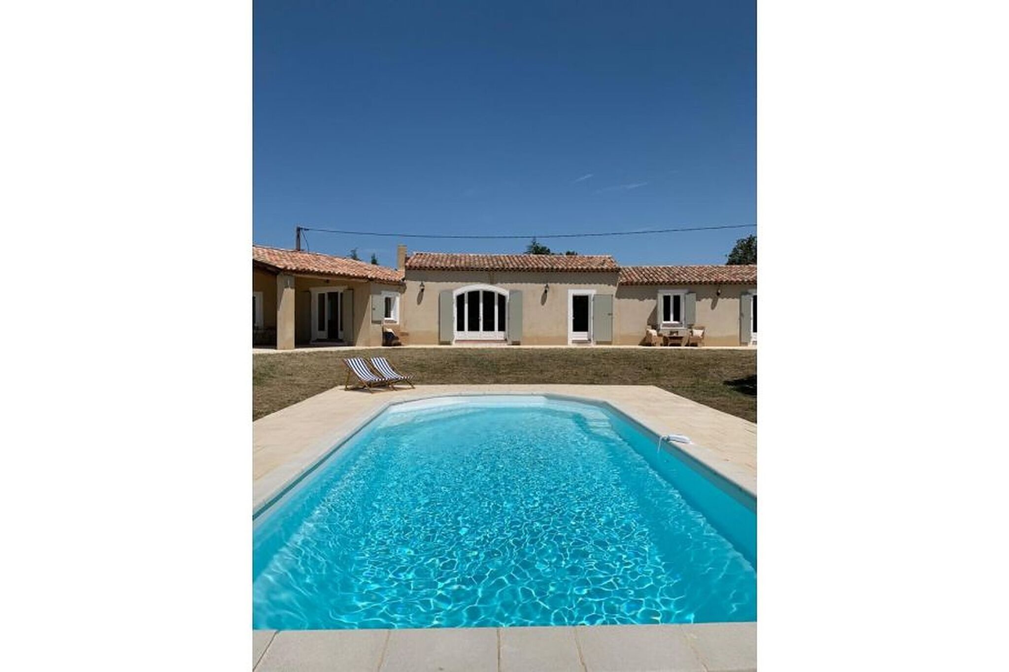 Einladende Villa in Bonnieux mit privatem Pool