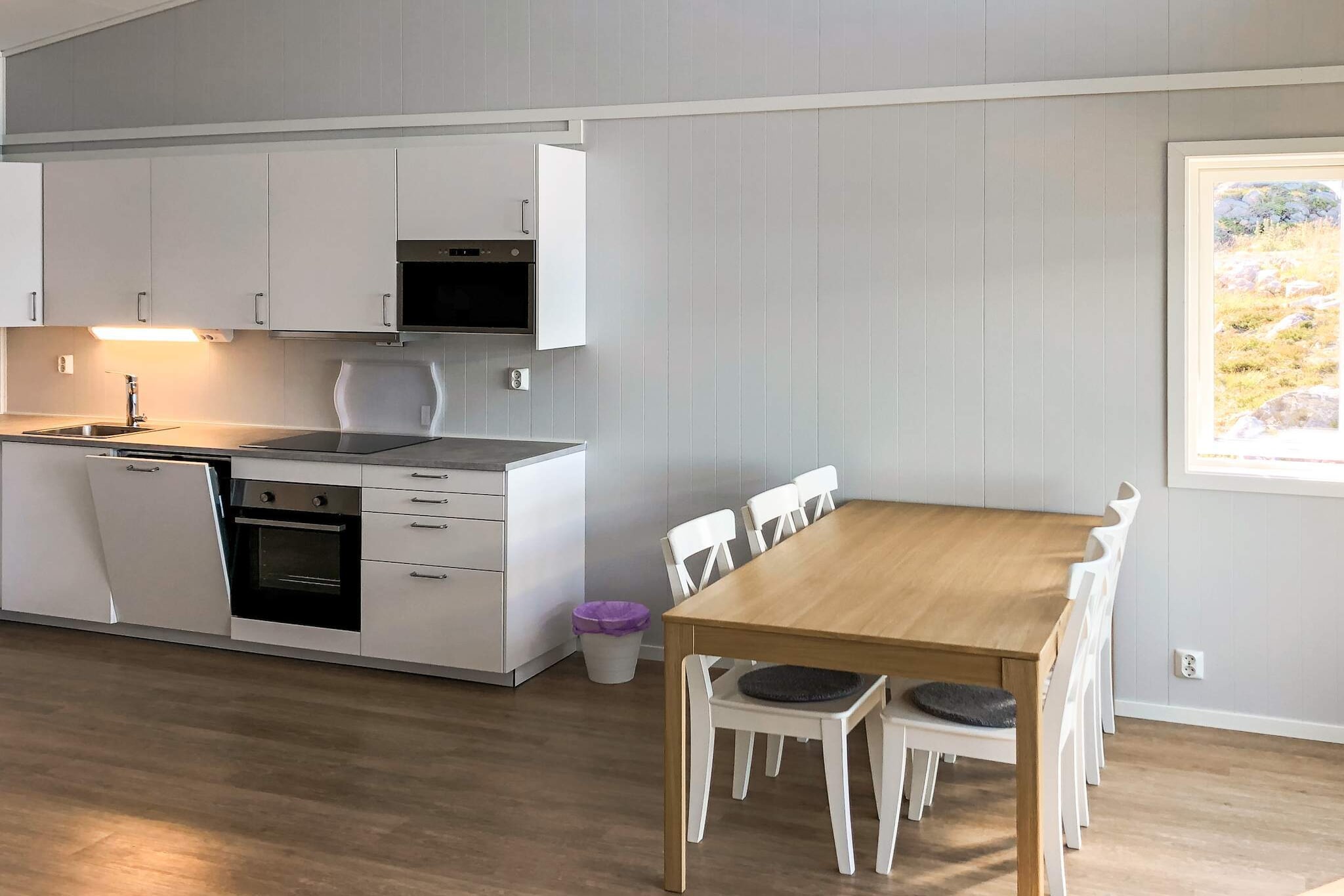 6 person holiday home in Dyrvik-Indoor