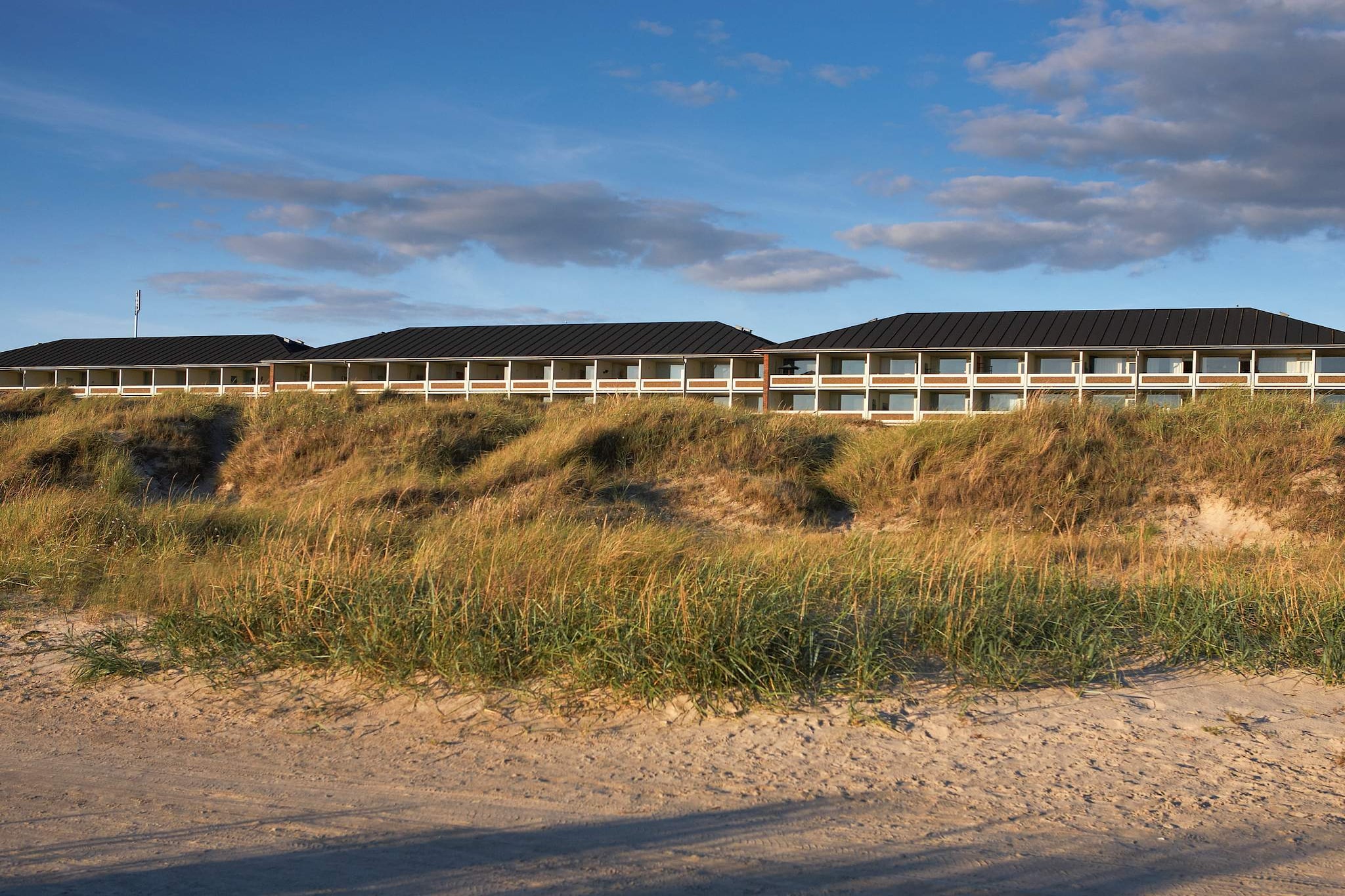 2 room w/seaview-Buitenlucht