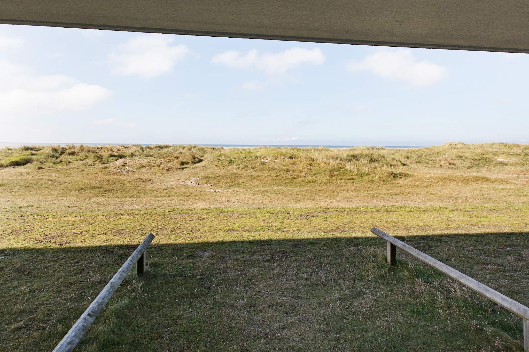 2 room w/seaview-Binnen