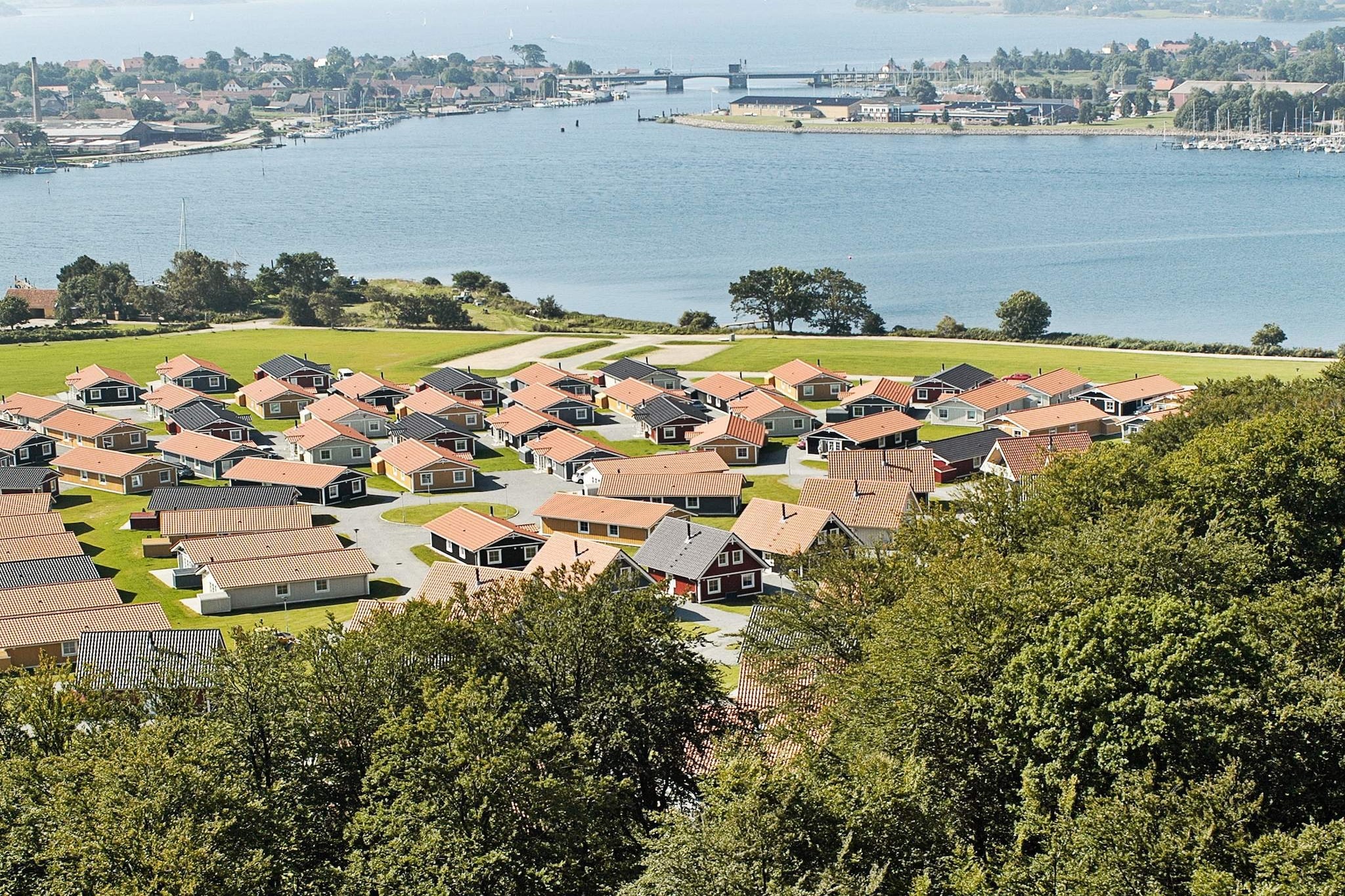 8 persoons vakantie huis op een vakantie park in Gråsten-Buitenlucht
