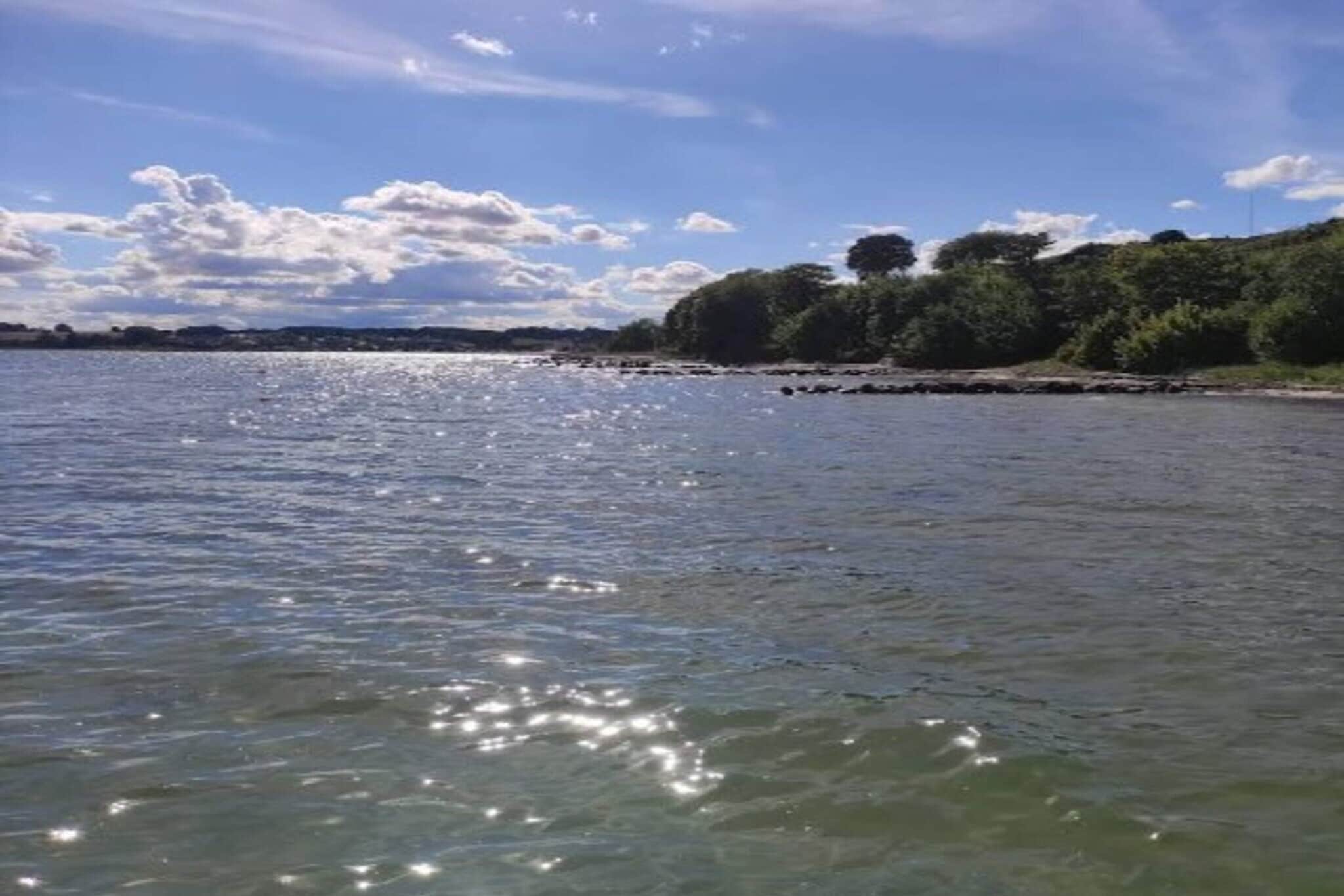 1 room w/seaview-Buitenlucht
