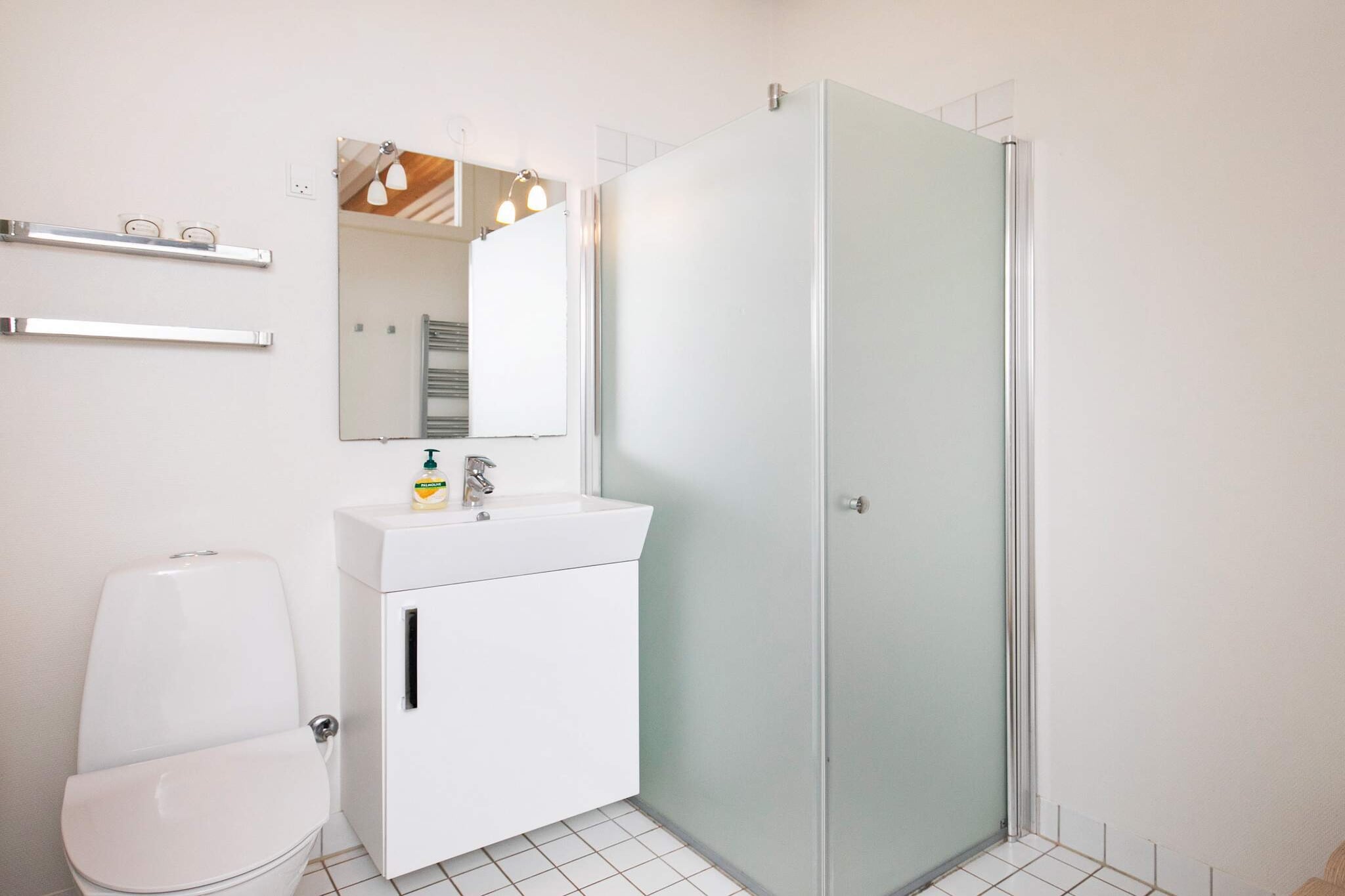 3 room,2 bathrooms - Binnen