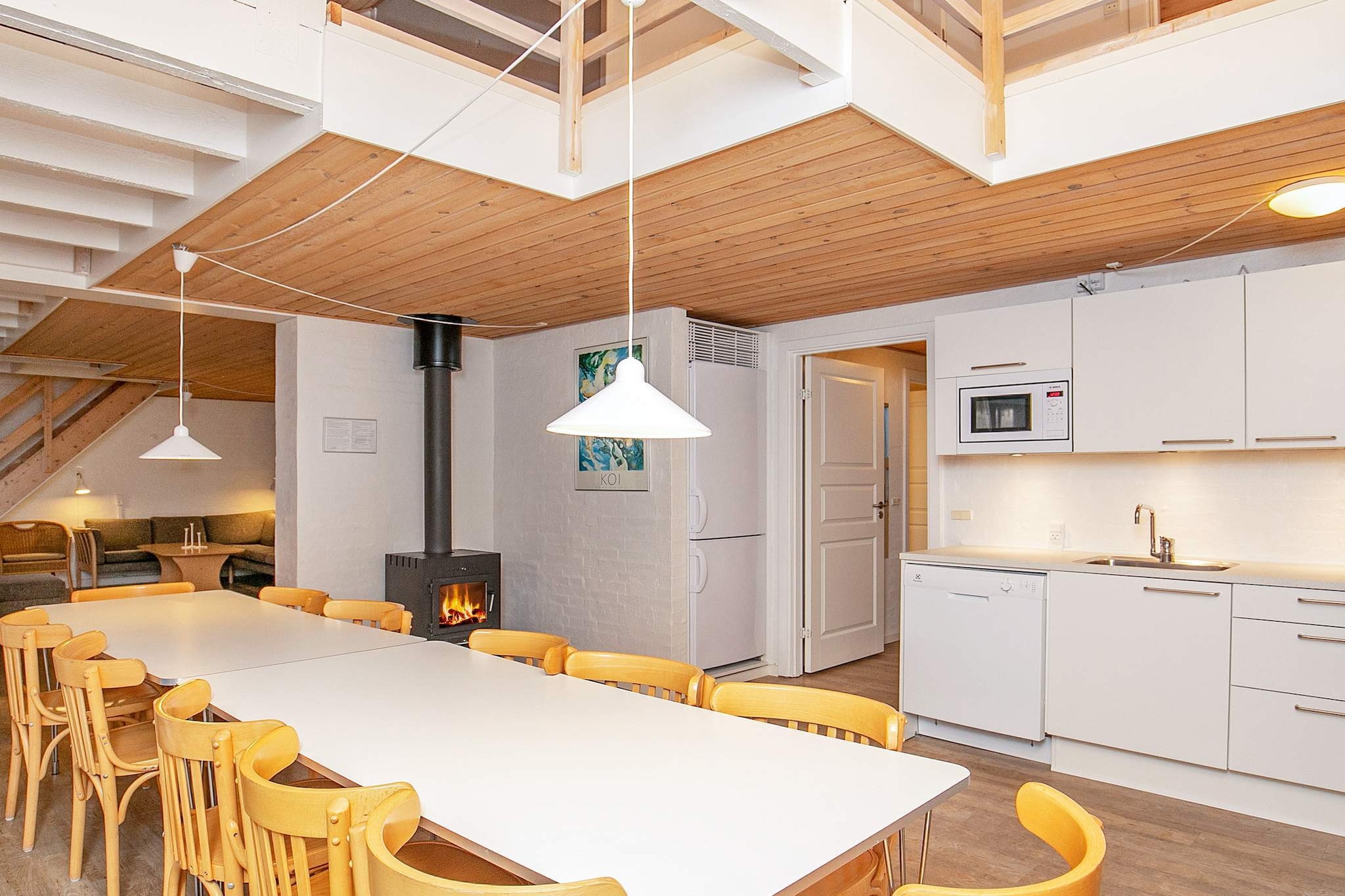 7 room,2 level,attached house - Indoor