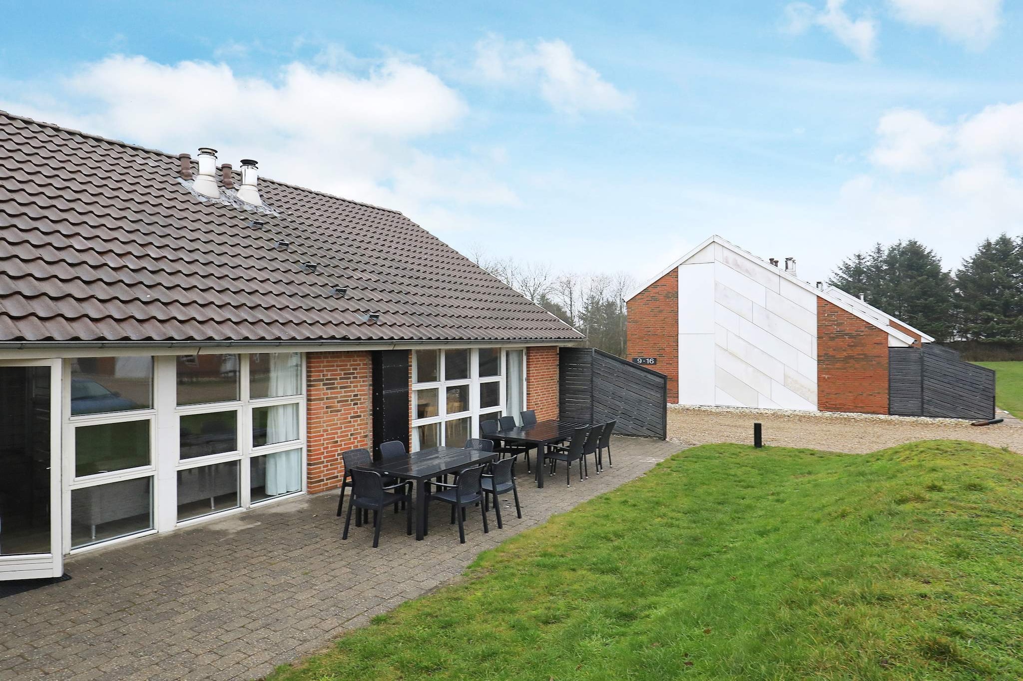 7 room,2 level,attached house - View