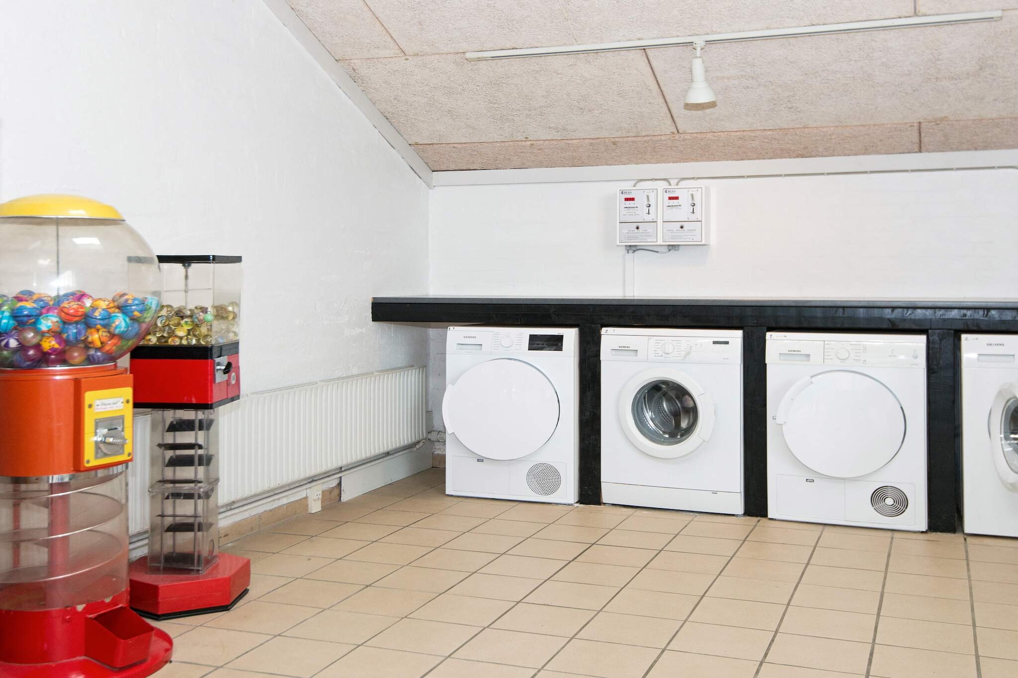 3 room,2 levels,dishwasher-Niet-getagd