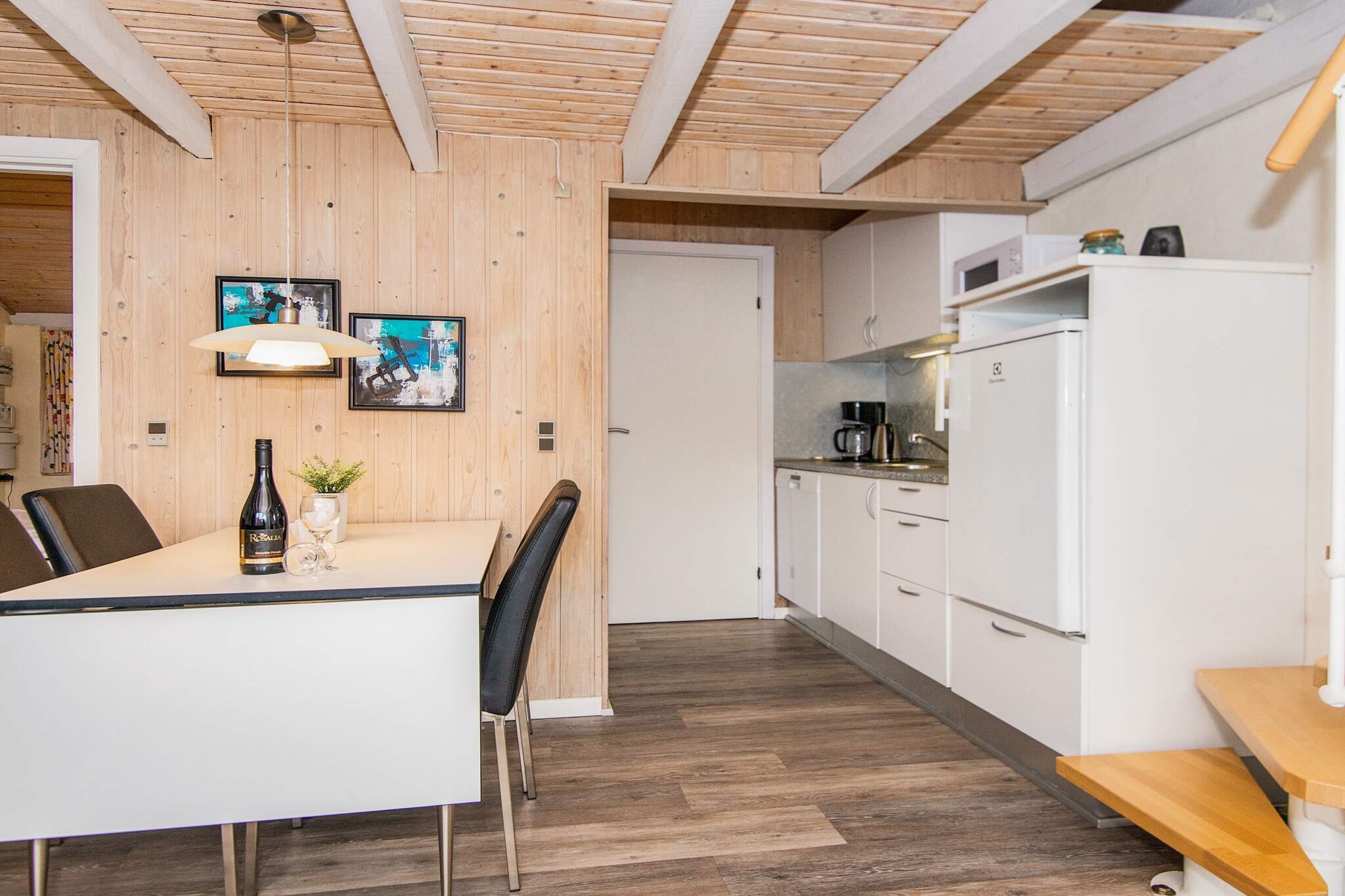 3 room,2 levels,dishwasher-Binnen